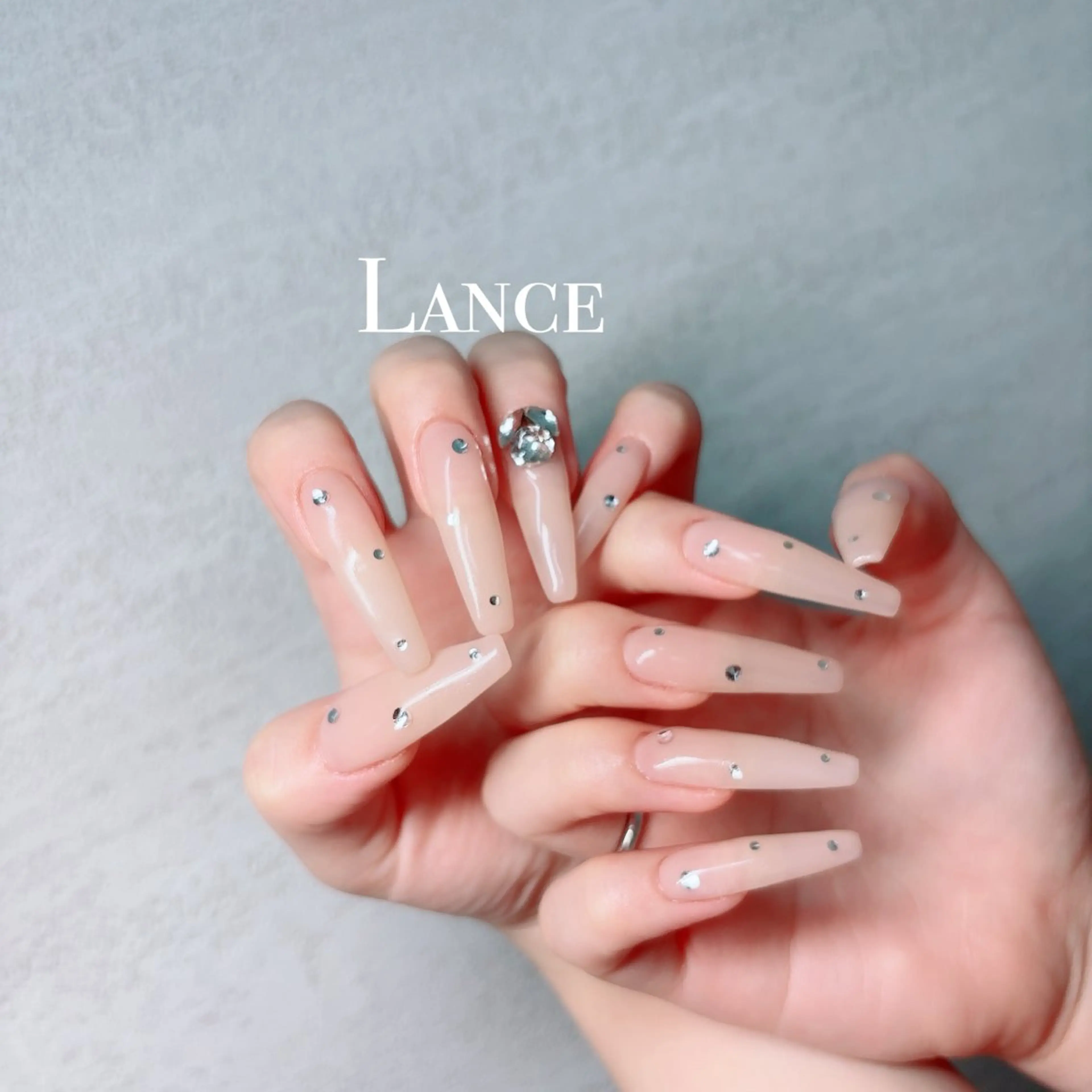 ネイル オーロラネイル フットネイル 氷ネイル・うるうるネイル キラキラネイル 韓国ネイル ハンドネイル Lance nailのネイルデザイン