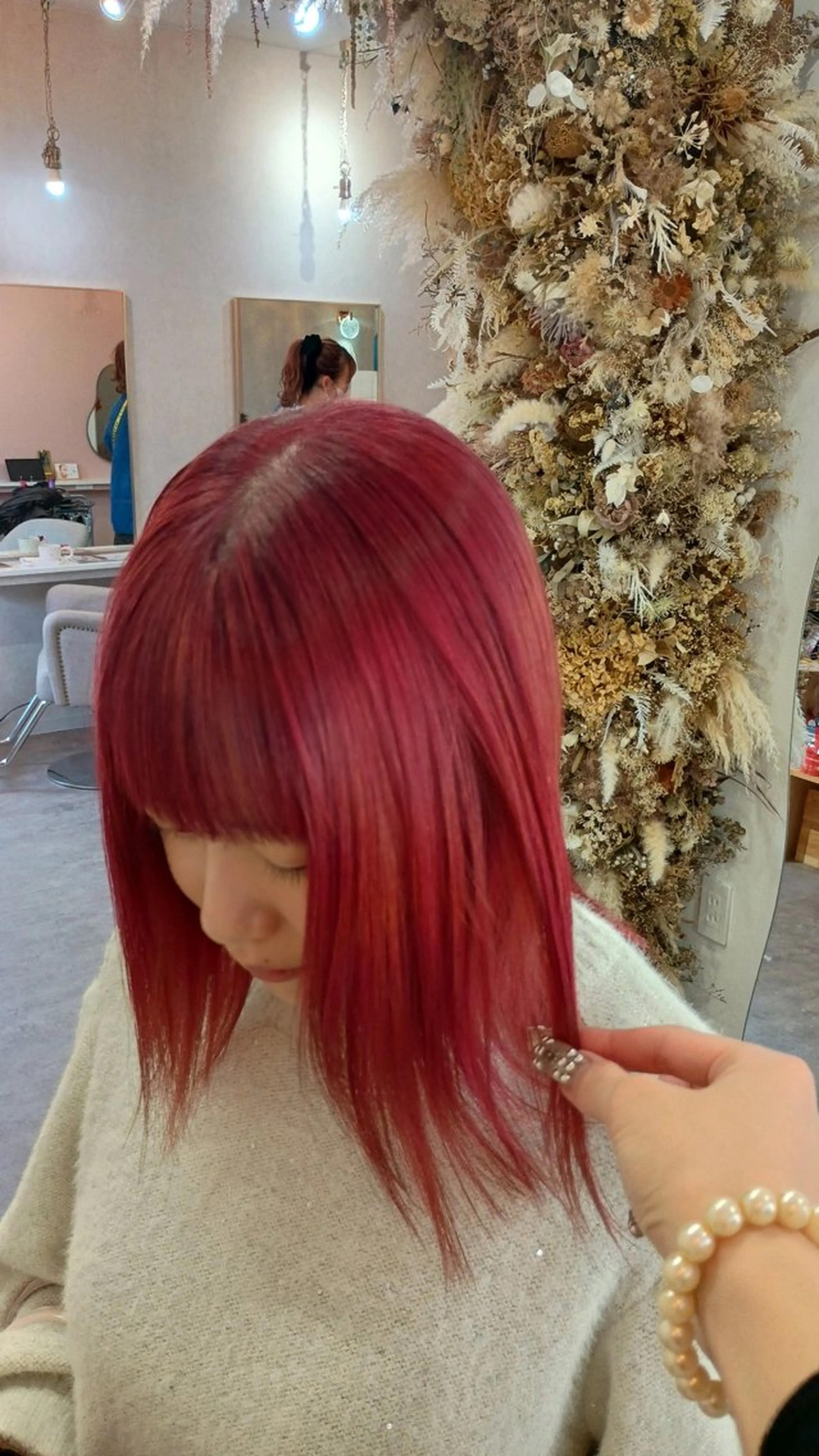 ミディアム カラー ヘアカラー yuumi 👱🏻‍♀️のヘアスタイル