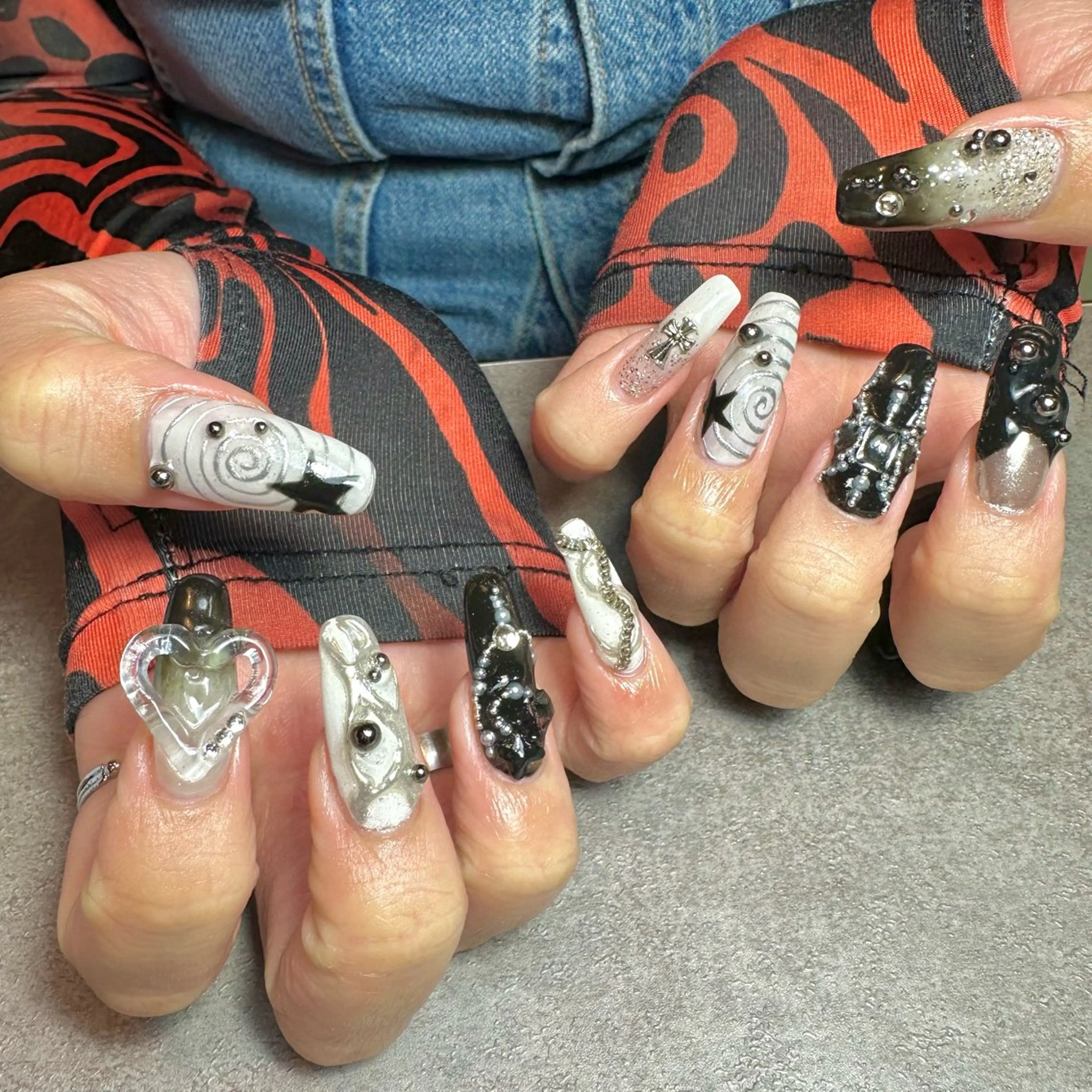 ネイル ハンドネイル フットネイル GéRanium Harukaのネイルデザイン