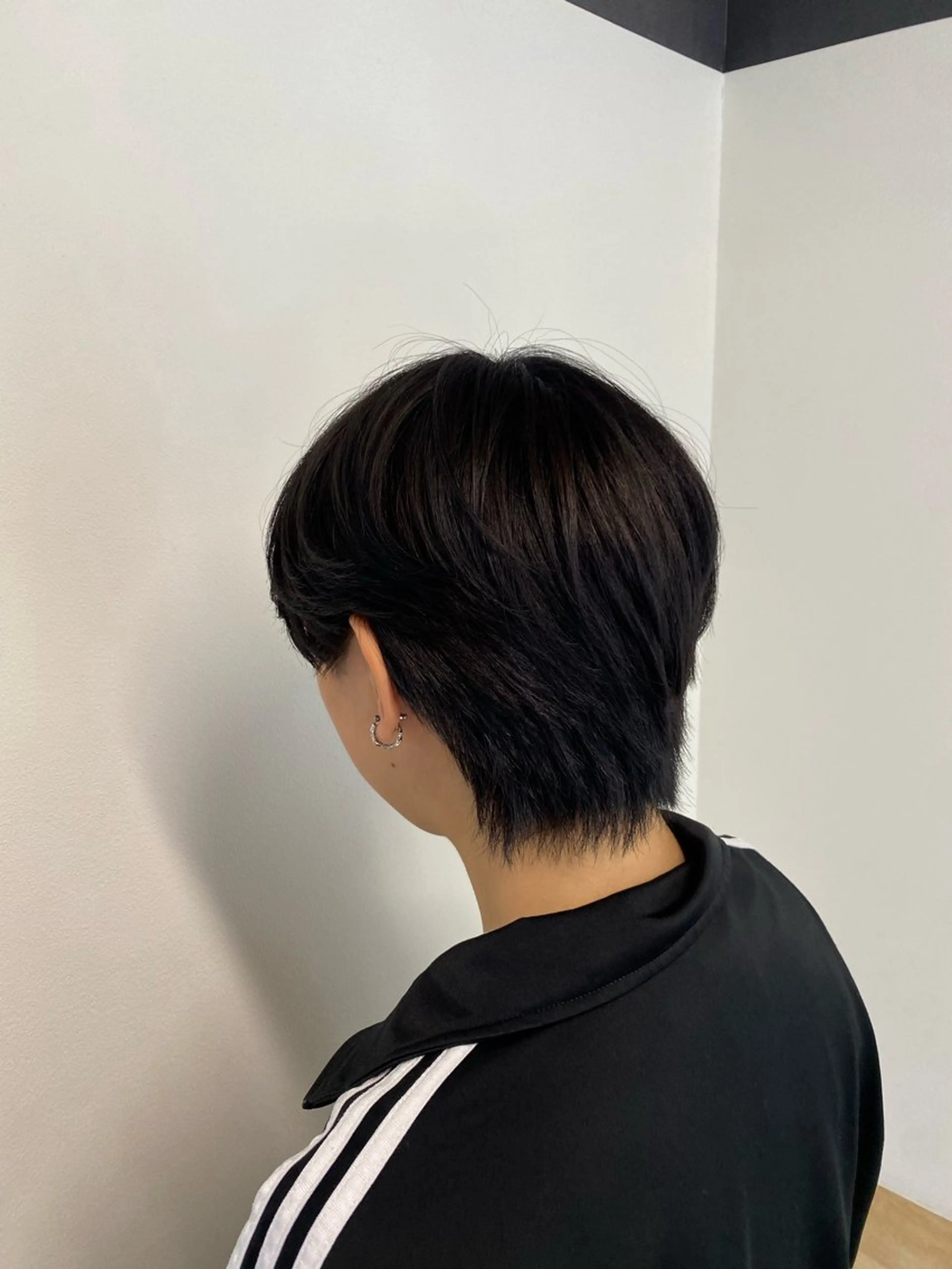 カラー 黒髪 ブリーチ chisato 【ROCA】のヘアスタイル