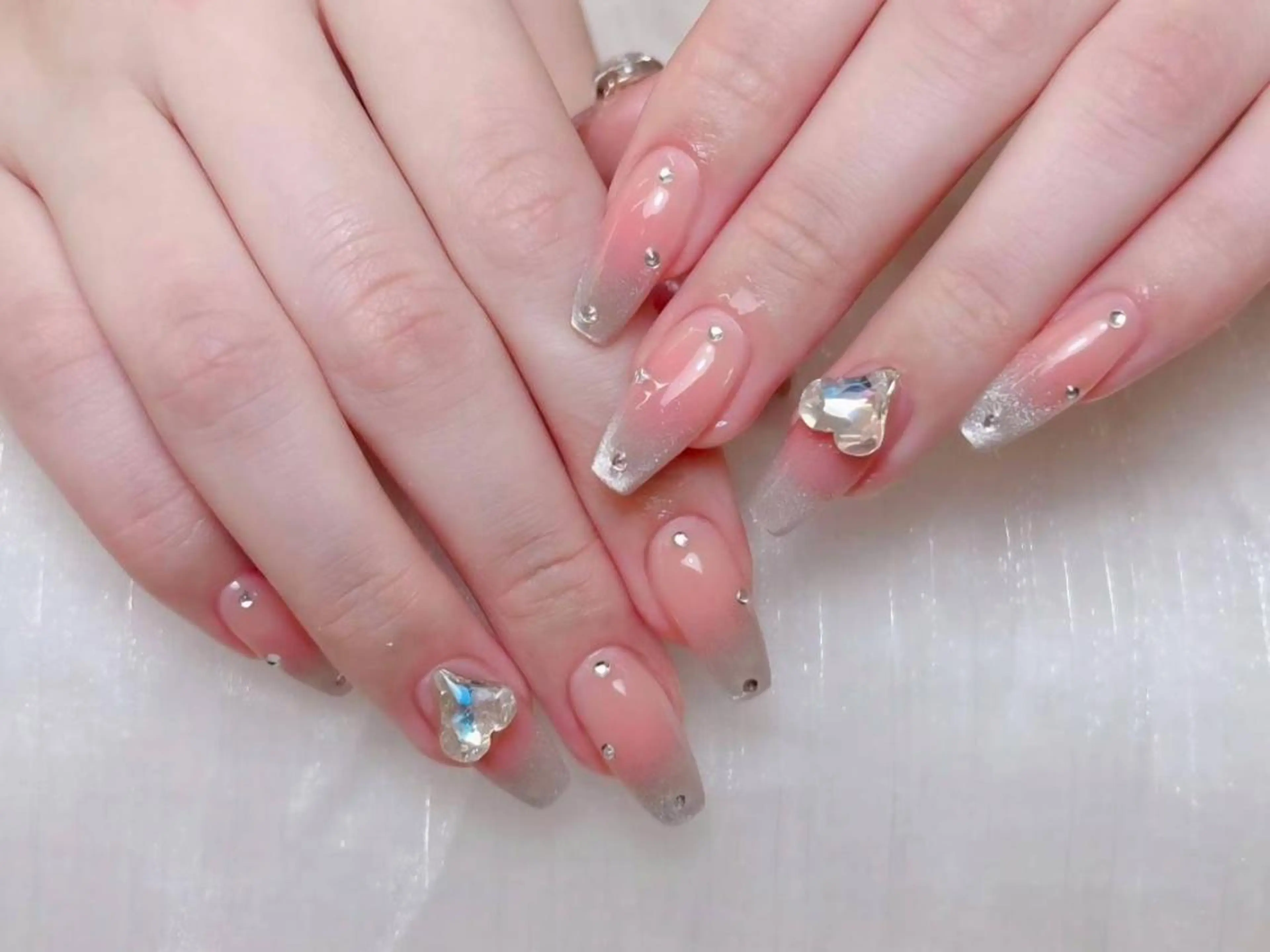 ネイル ジェルネイル マグネットネイル 持ち込み オフィスネイル パラジェル ハンドネイル Mihana Nail Salonのネイルデザイン