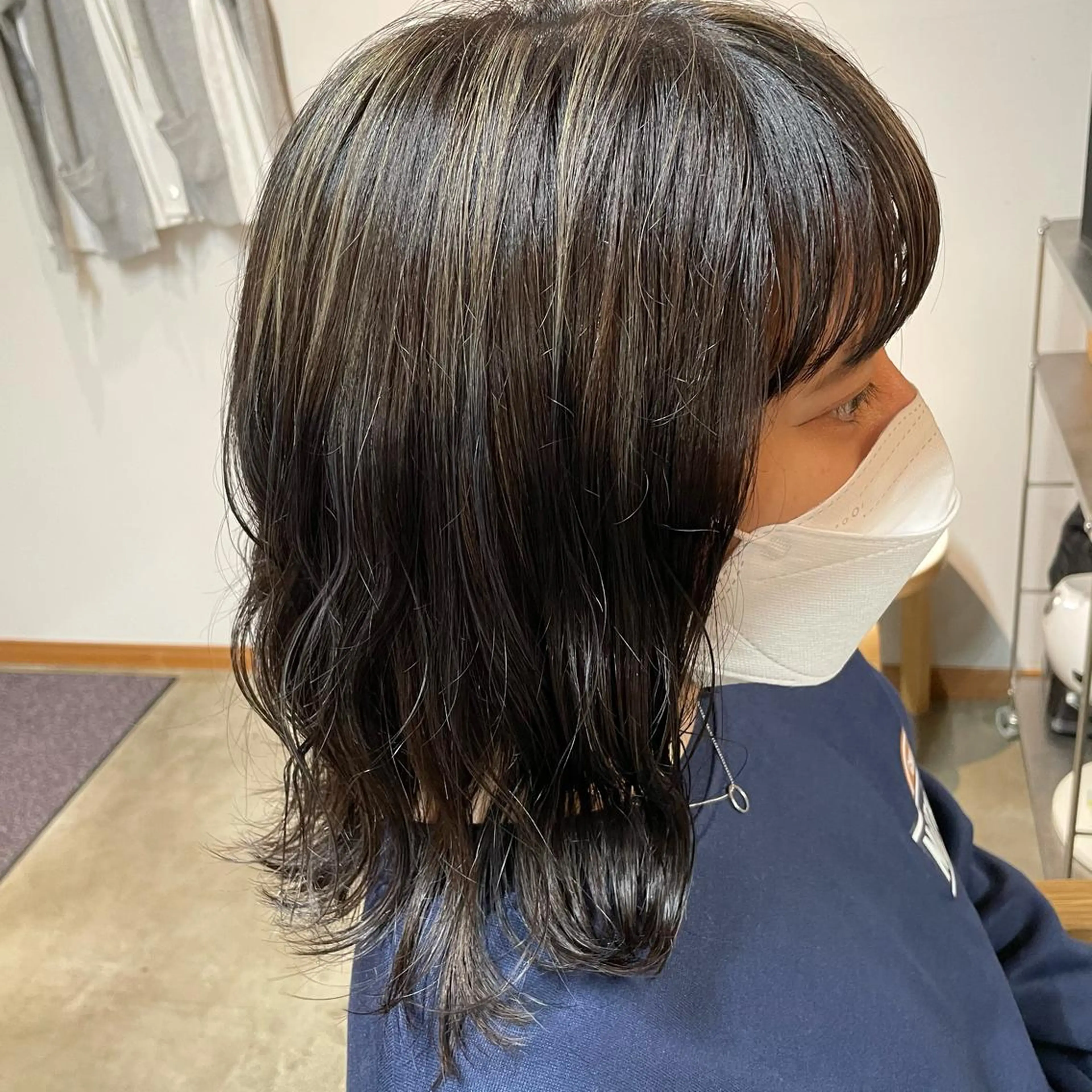 セミロング カラー パーマ ヘアアレンジ ハイライトカラー ハイライト 暖色ボブ 🍊rikakoのヘアスタイル