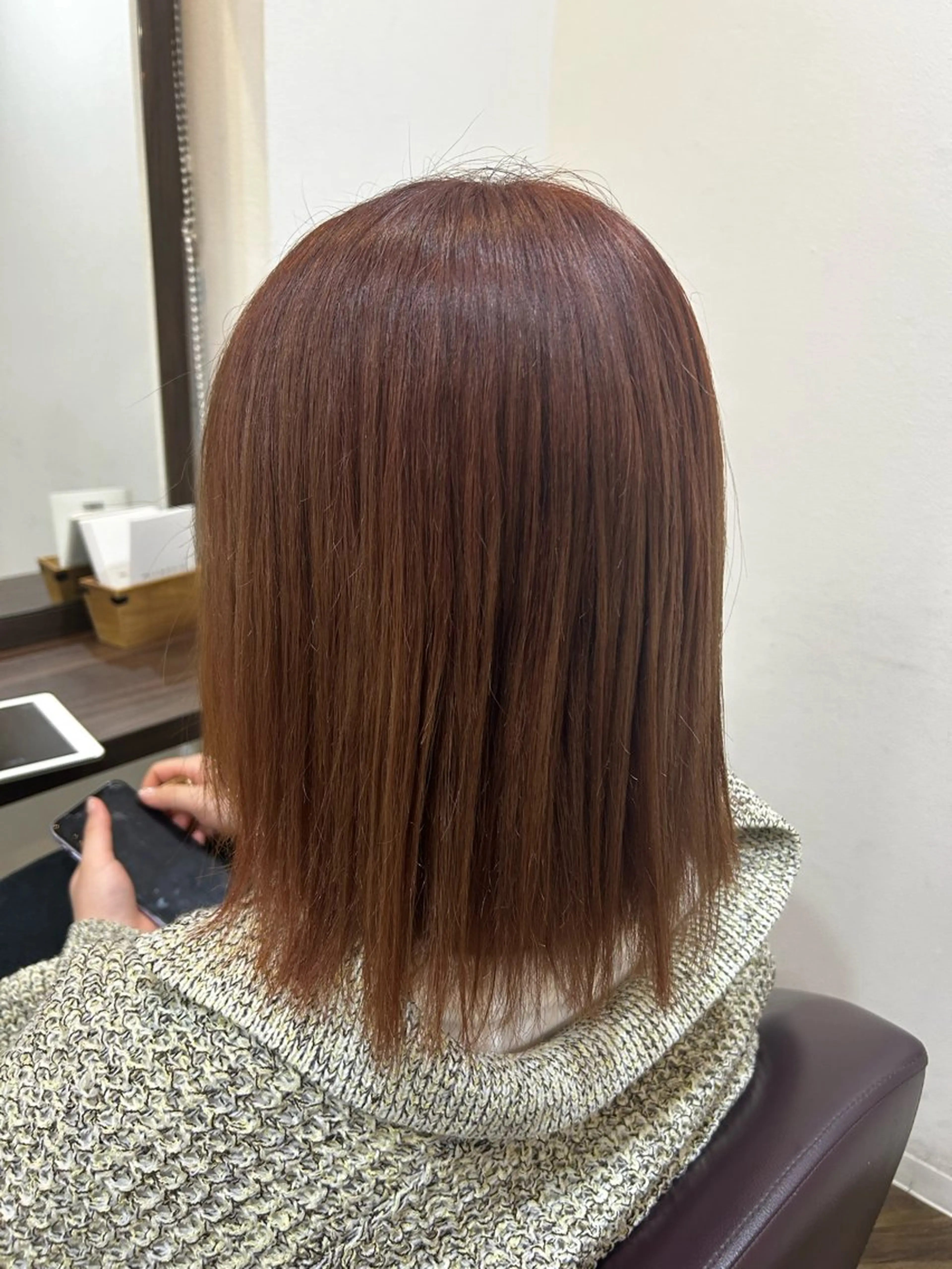 ミディアム カラー 上田 愛來のヘアスタイル