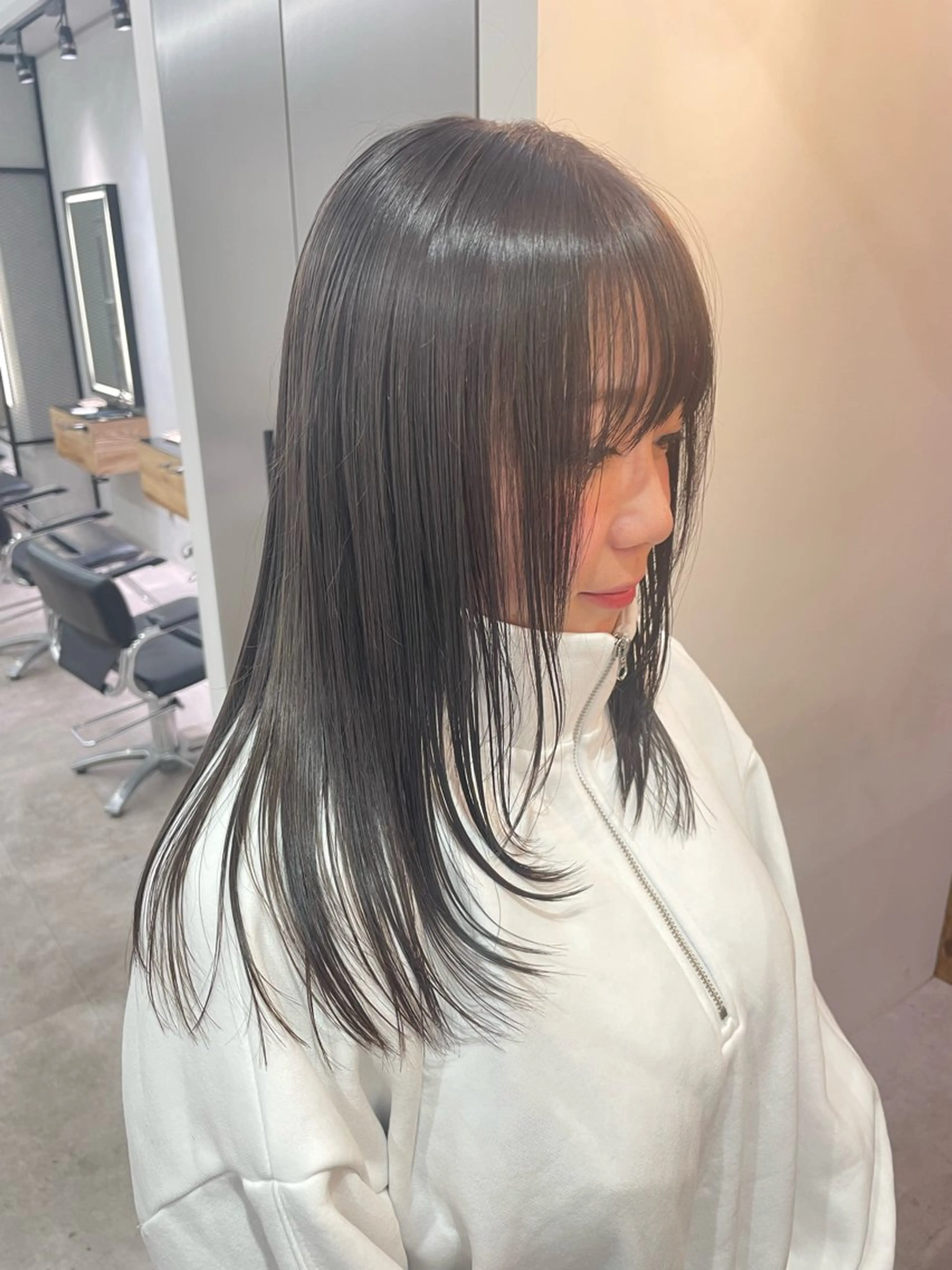 セミロング 神 嵩徳のヘアスタイル