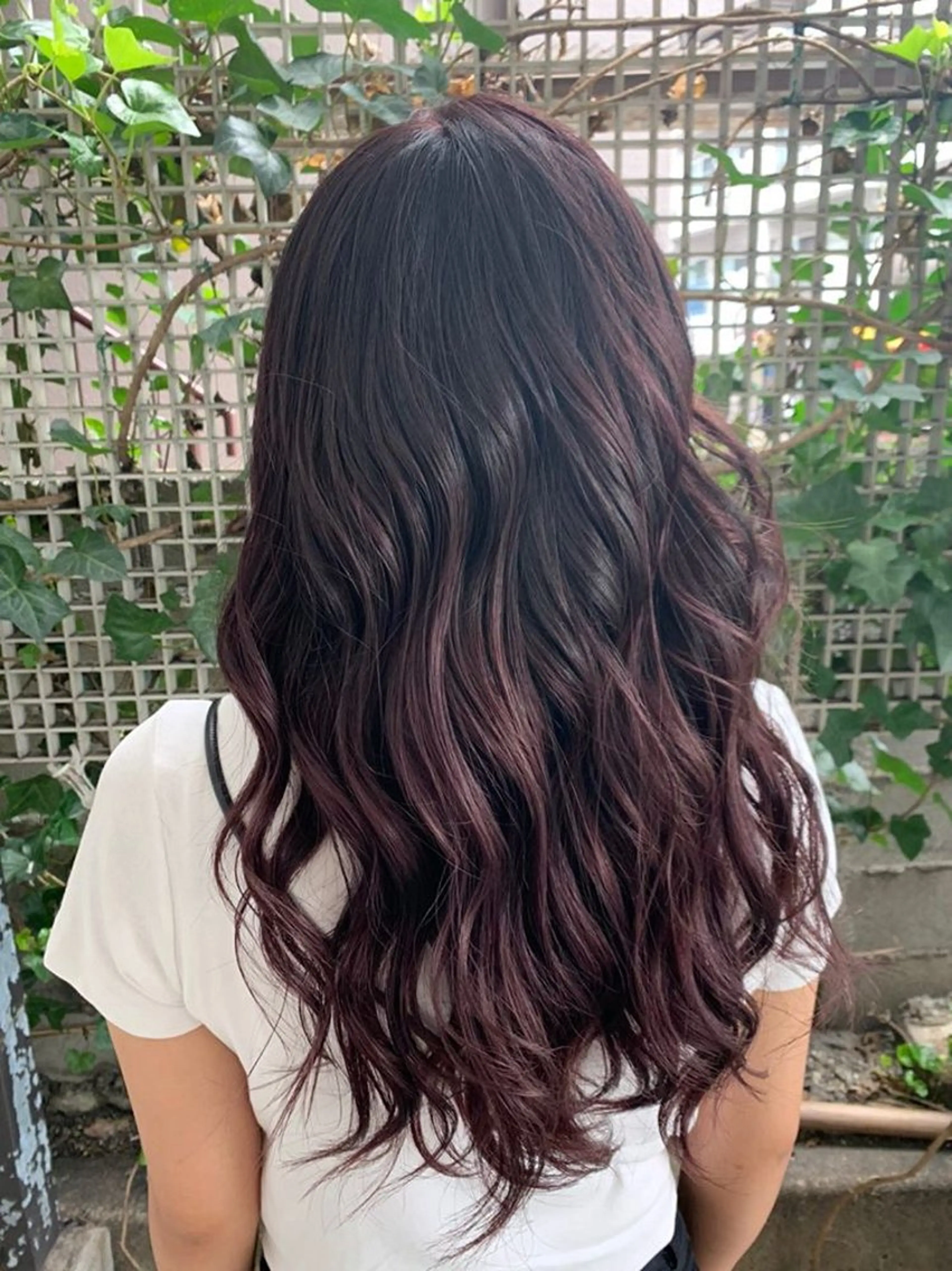 ロング NENE🌿ブリーチ 無しダブルカラーのヘアスタイル