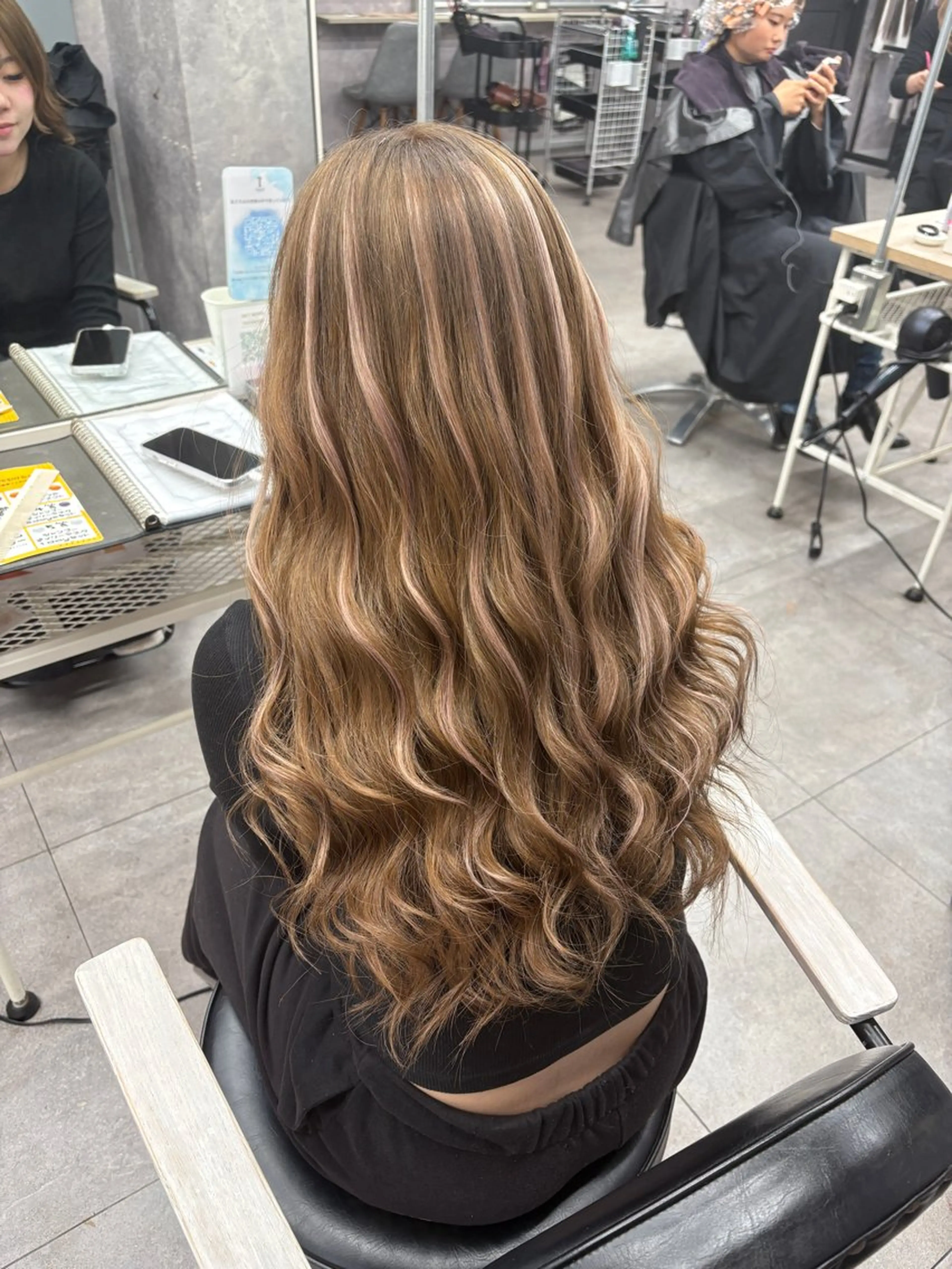 ロング カット ヘアカラー トリートメント エクステ ギャル⚜️巻き髪 ⚜️ちづるのヘアスタイル