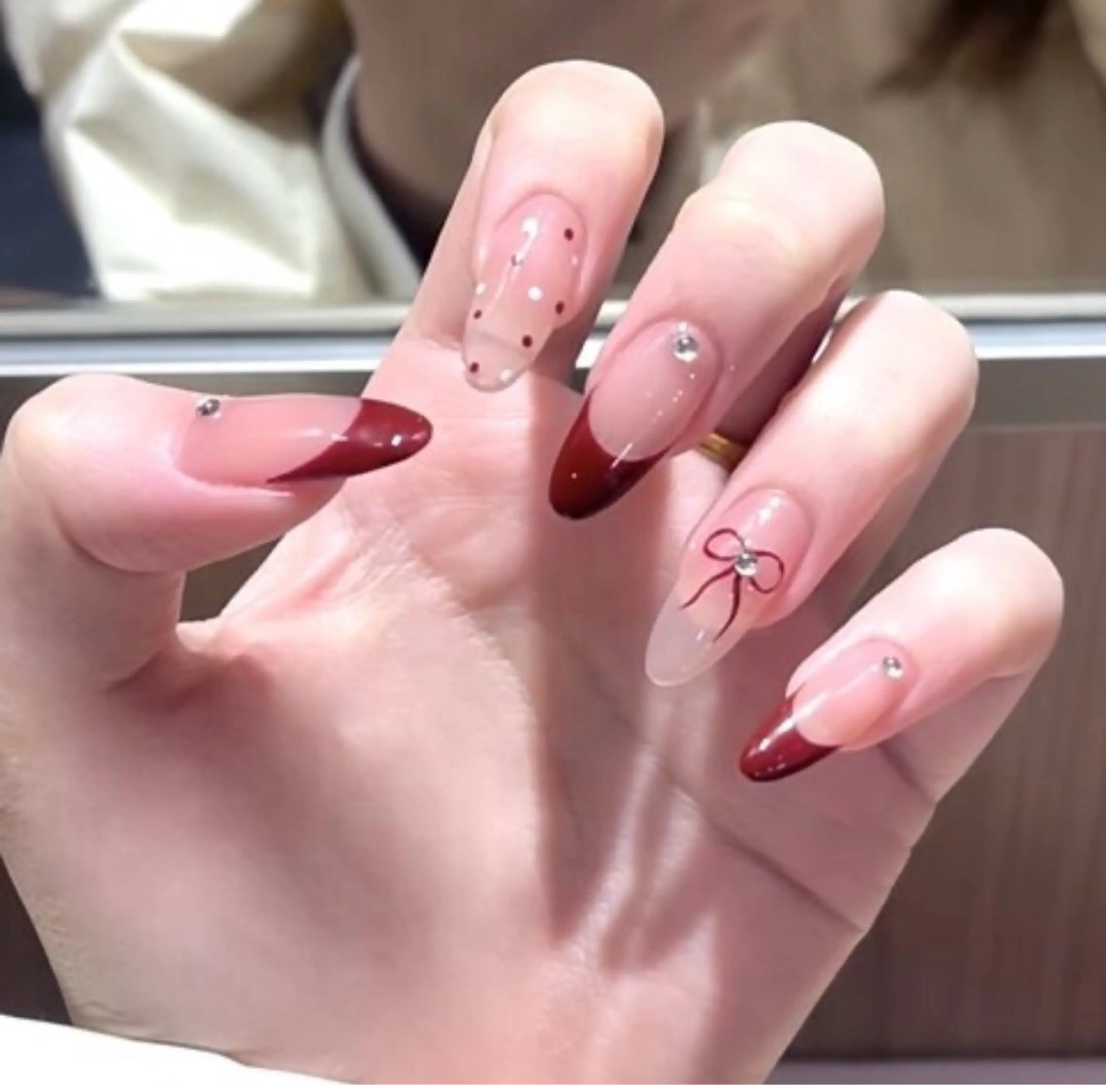 ネイル ハンドネイル queen nailのネイルデザイン