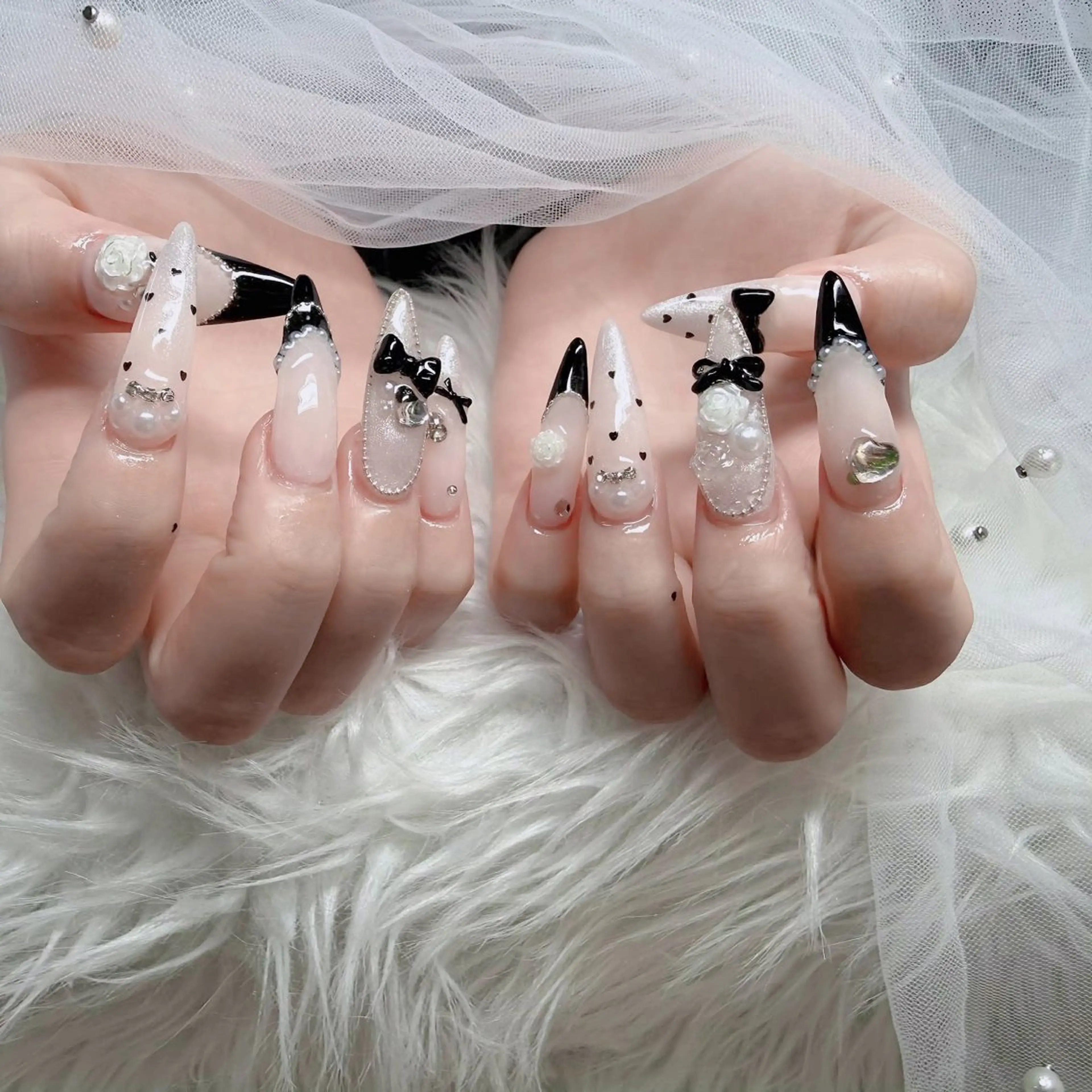 ネイル アートネイル ボルドー フレンチネイル ジェルネイル 氷ネイル・うるうるネイル ハンドネイル H.baby Nail Salonのネイルデザイン