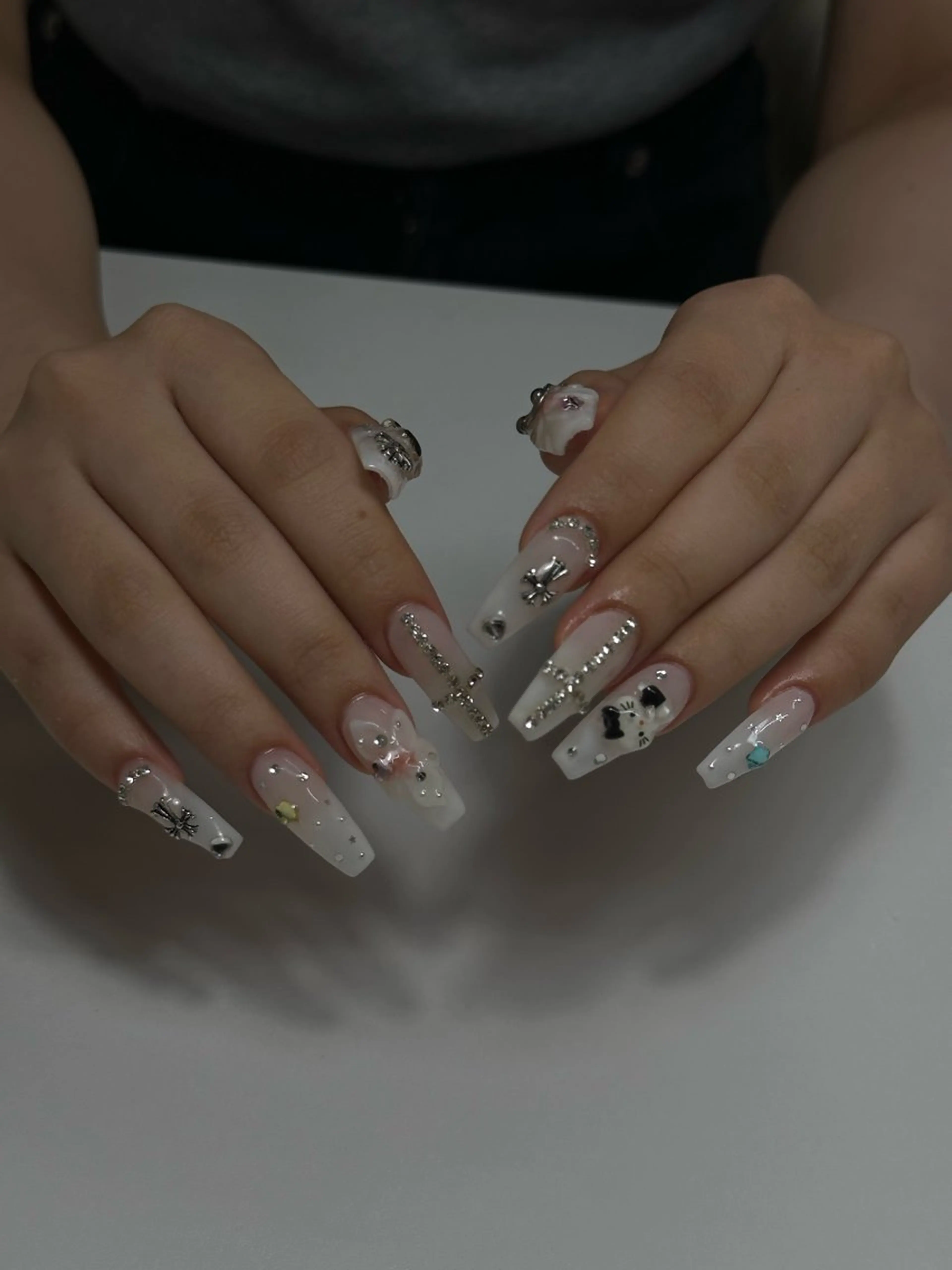 ネイル ハンドネイル Nailist Amiのネイルデザイン