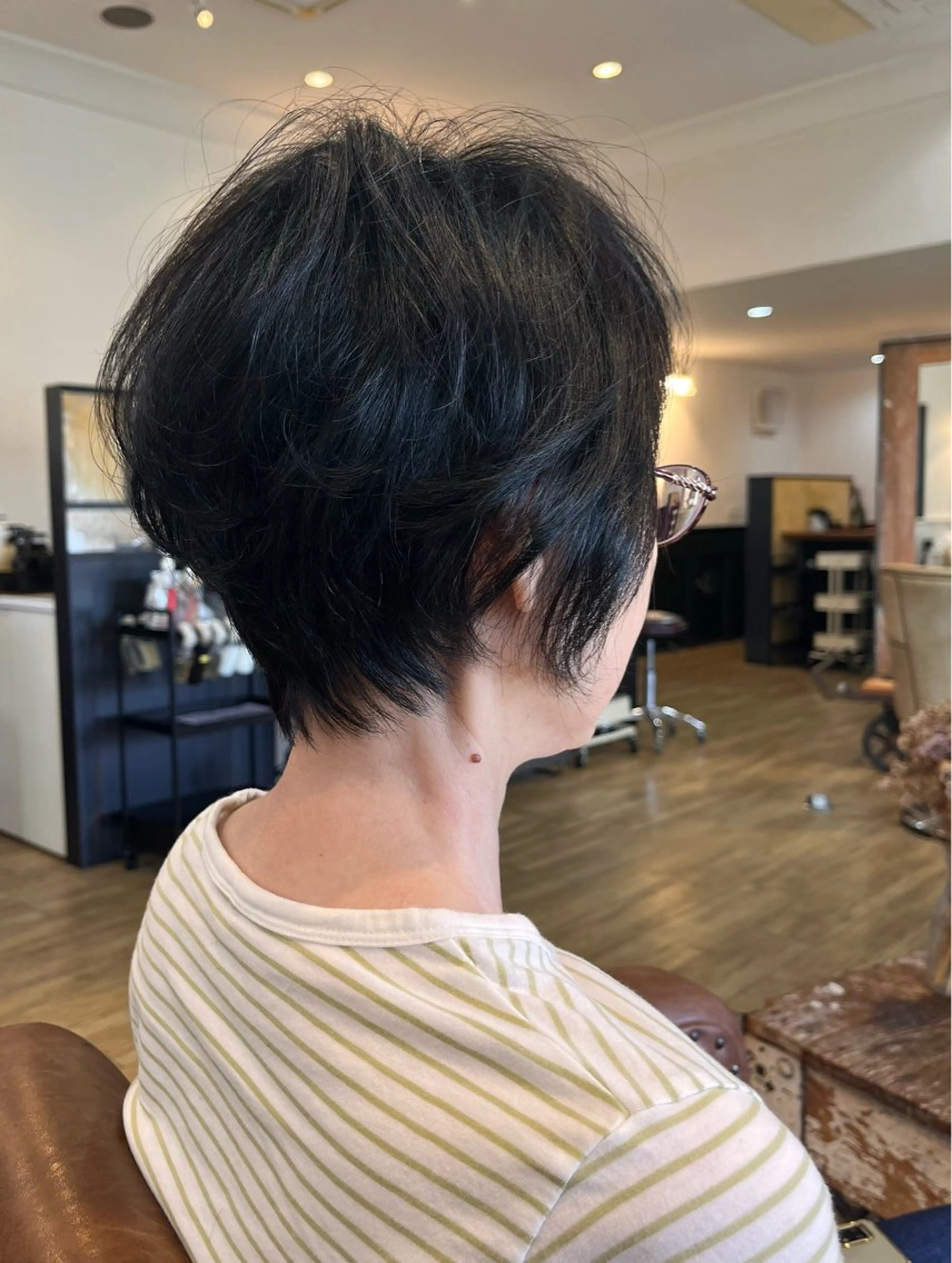 ショート 上坪 あずさのヘアスタイル