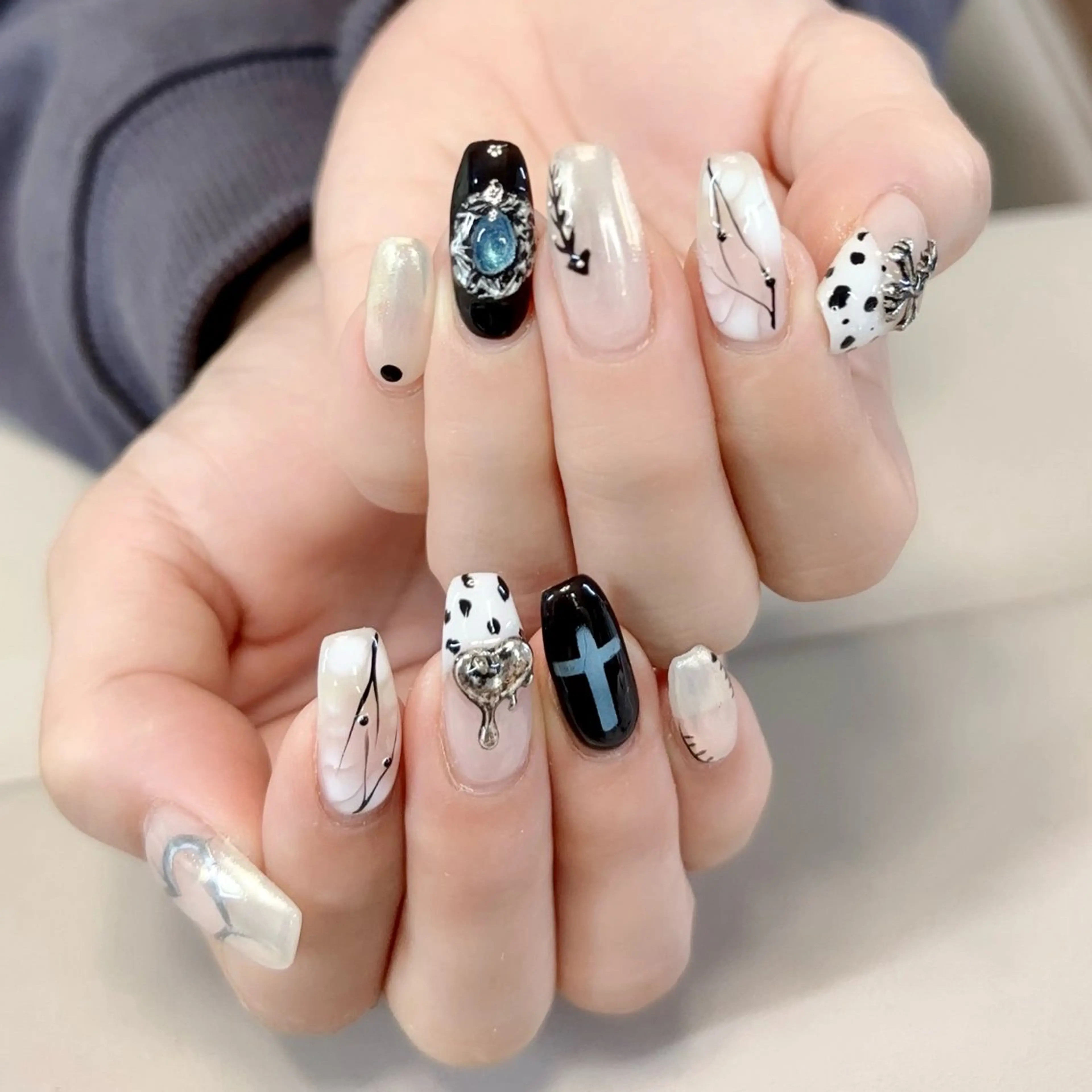 ネイル アニマル柄 べっ甲ネイル ブラウン ジェルネイル ハロウィン ハンドネイル Rika  nail cocoのネイルデザイン