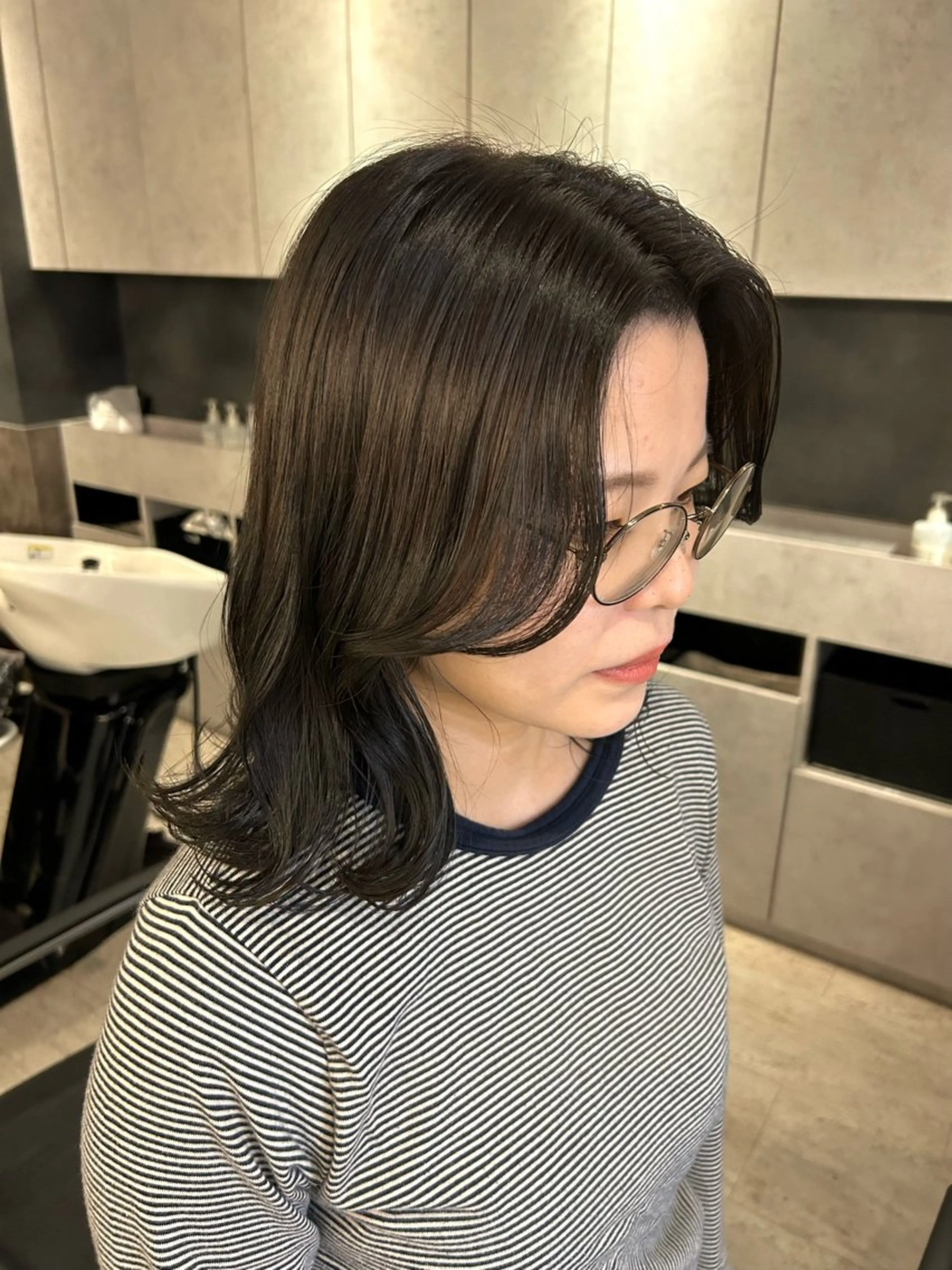 ミディアム カラー ベージュカラー 透明感カラー オリーブベージュ ピンクカラー ピンクベージュ カット ヘアカラー SAKINO． ベージュカラーのヘアスタイル