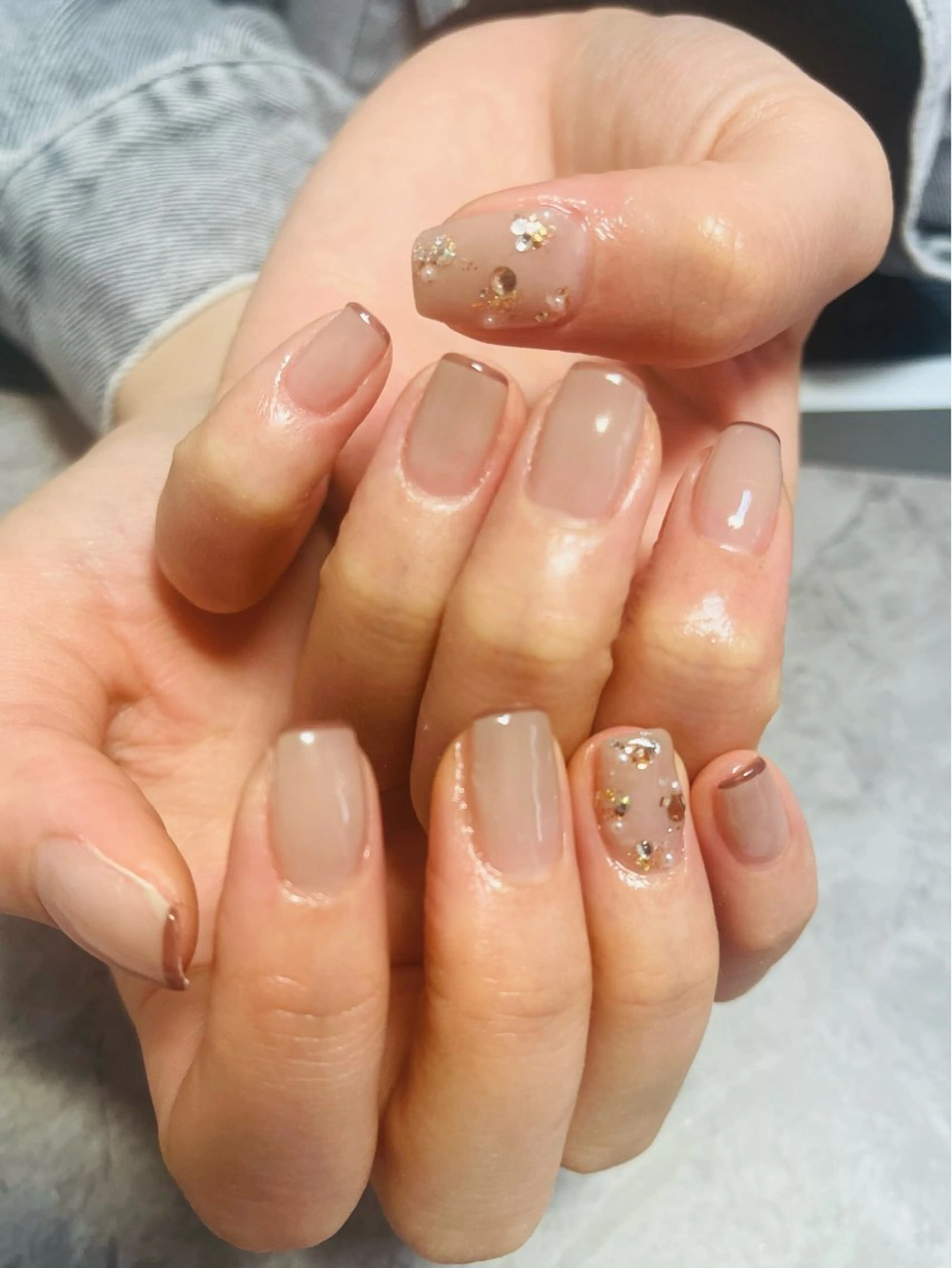 ネイル オフィスネイル ハンドネイル ハンドケア Felice所属・ベテランネイル cnc  nailのネイルデザイン