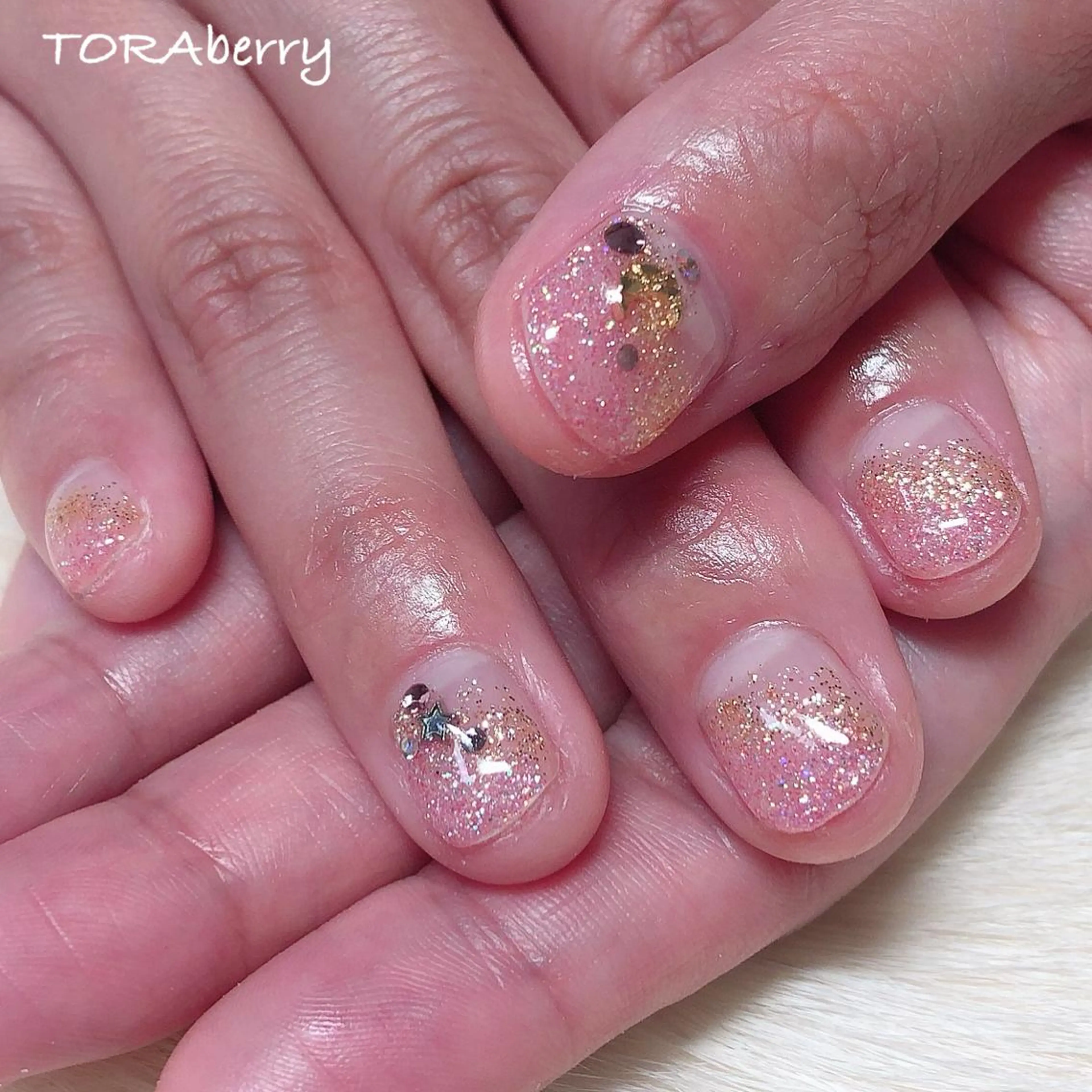 ネイル ネイリスト なつみのネイルデザイン