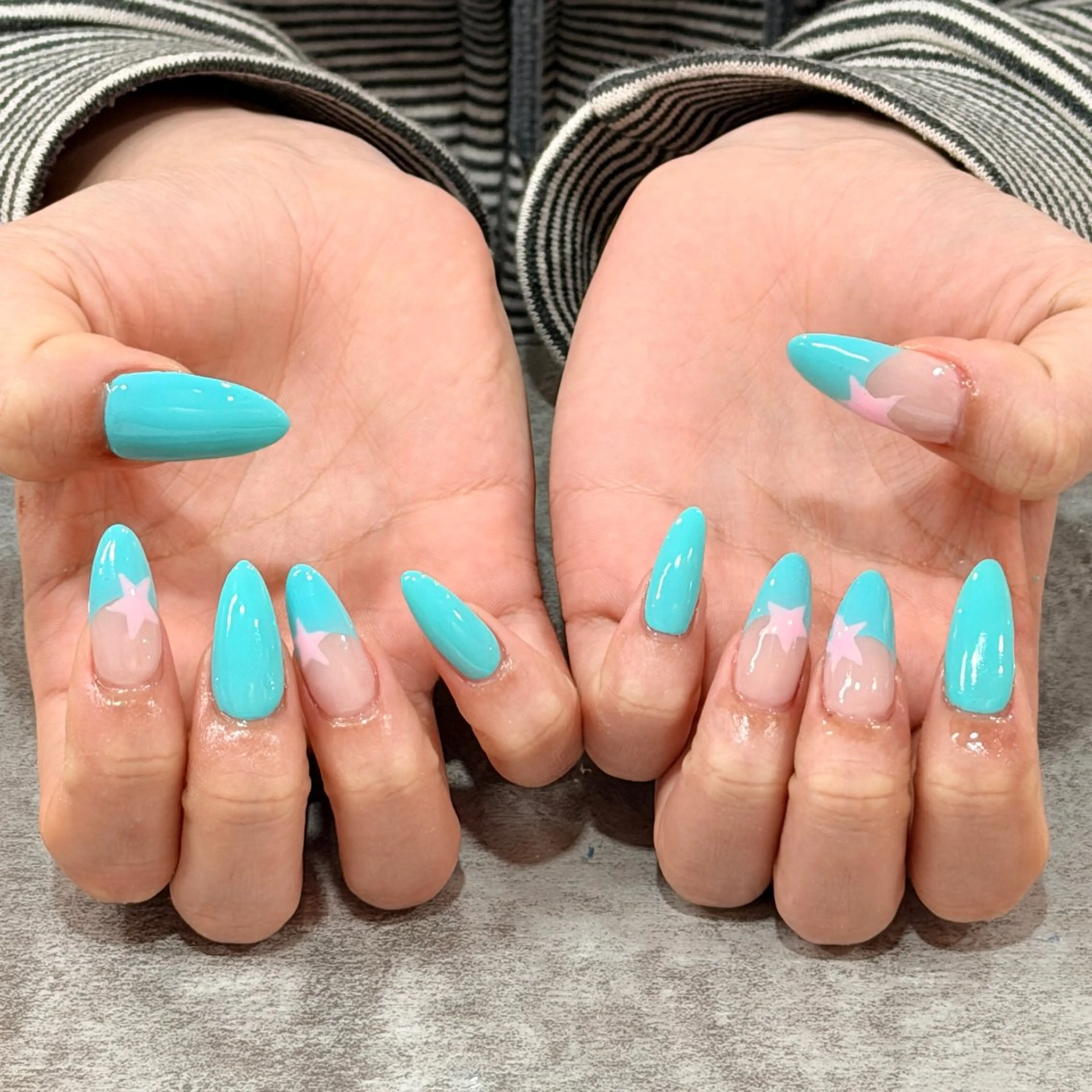 ネイル tiffin Harukaのネイルデザイン