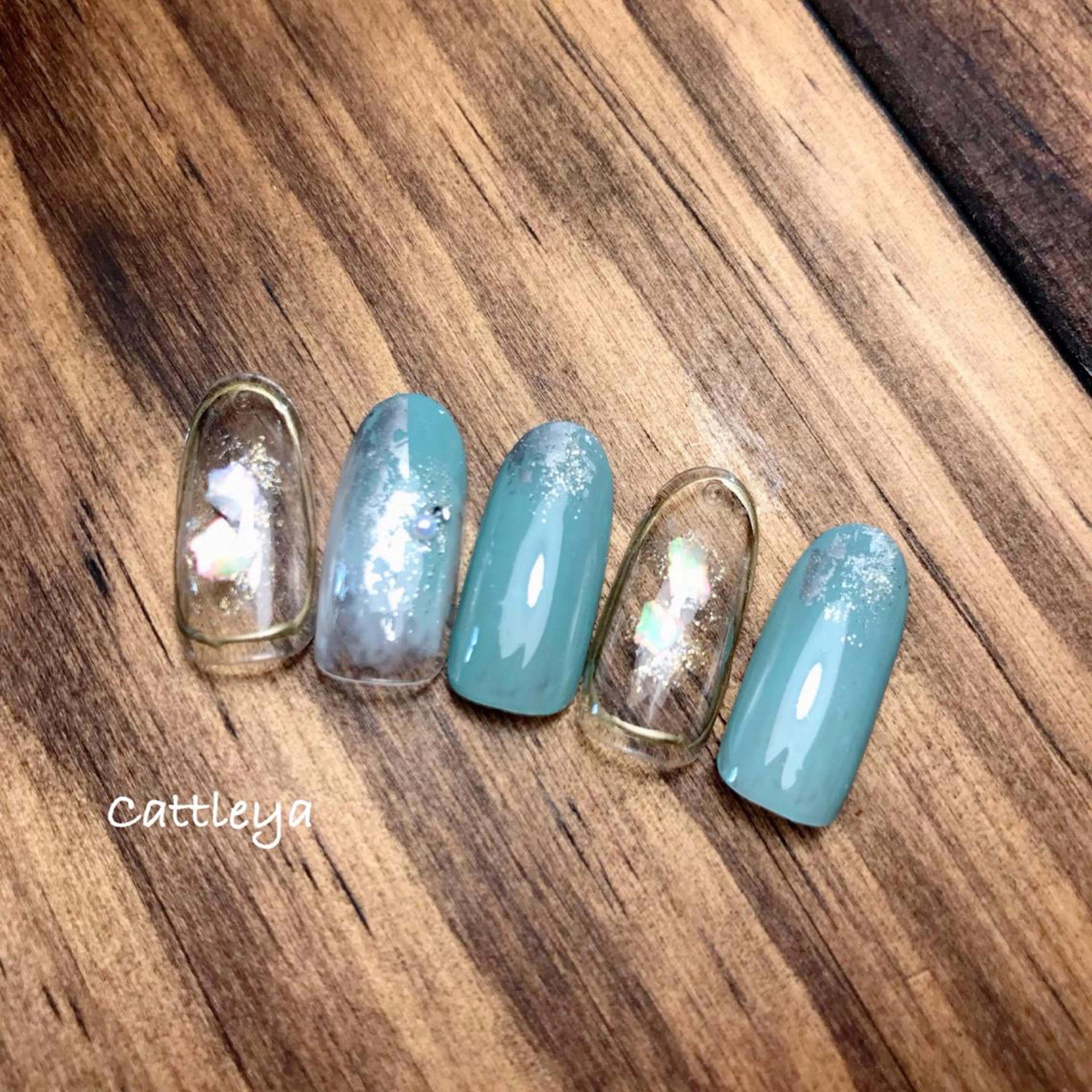 ネイル Cattleya meguのネイルデザイン