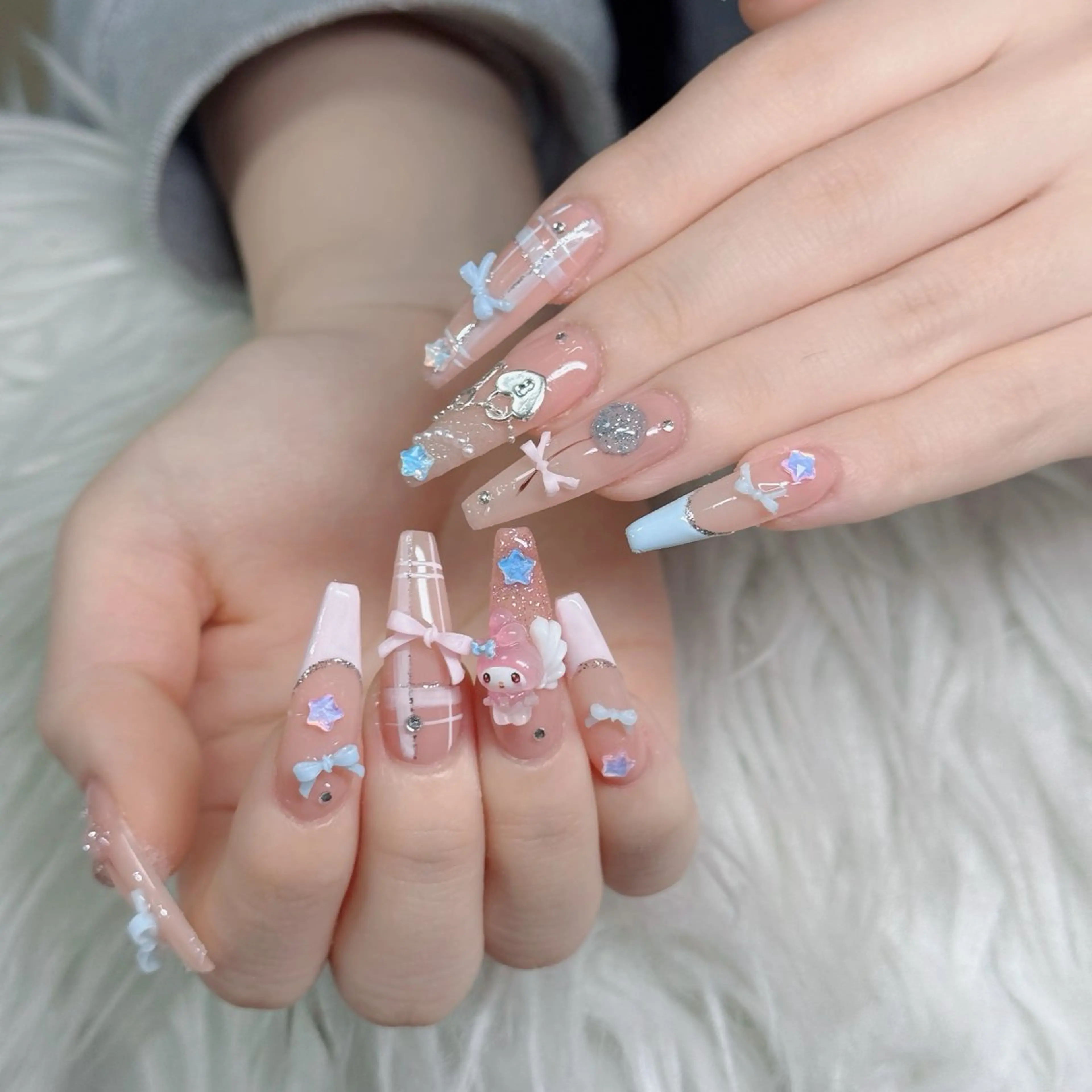 ネイル フットネイル フレンチネイル グラデーション 韓国ネイル ロングネイル ハンドネイル Hani Nail Salonのネイルデザイン
