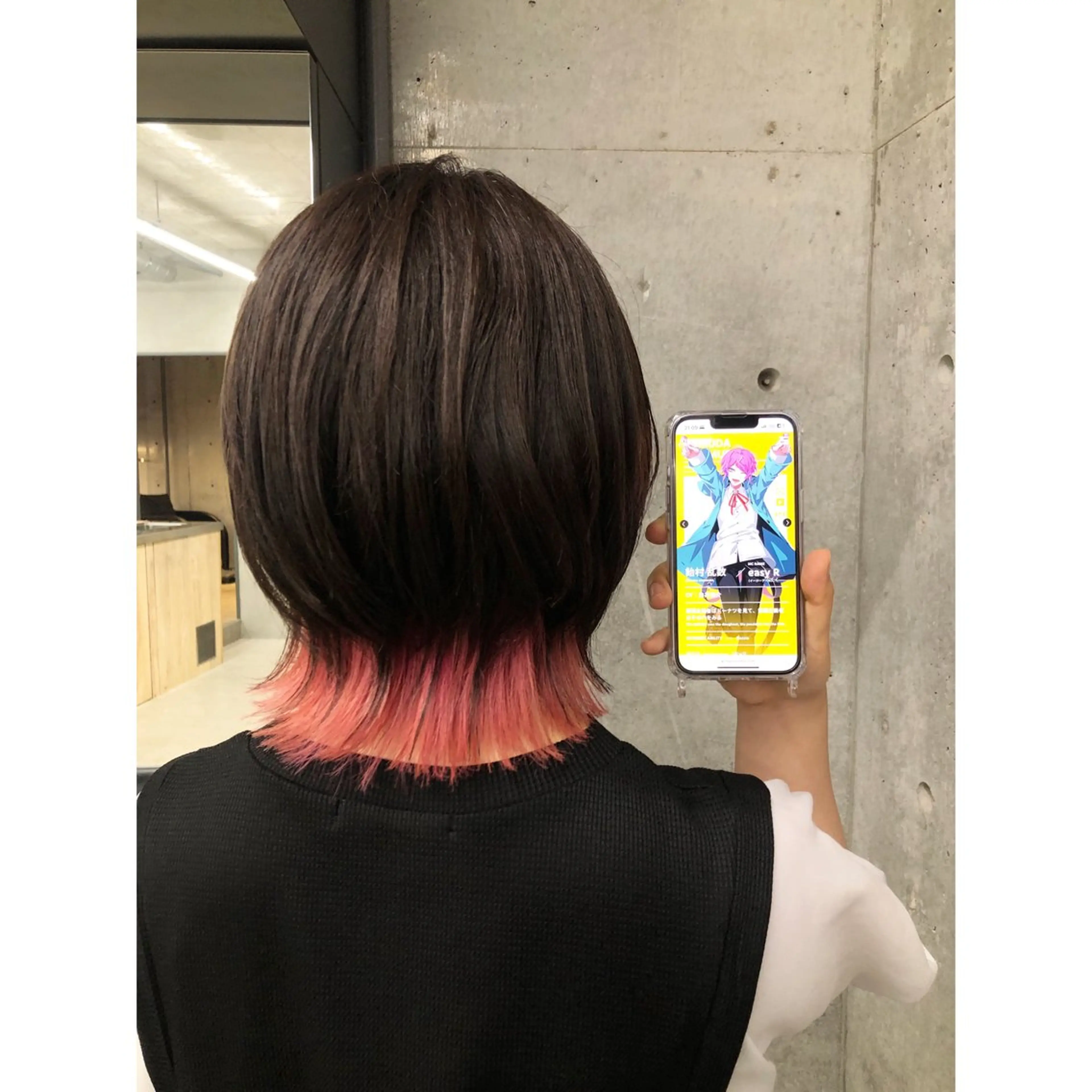 ショート カラー インナーカラー ウルフカット 推しカラー✨ オタク美容師ユウカのヘアスタイル