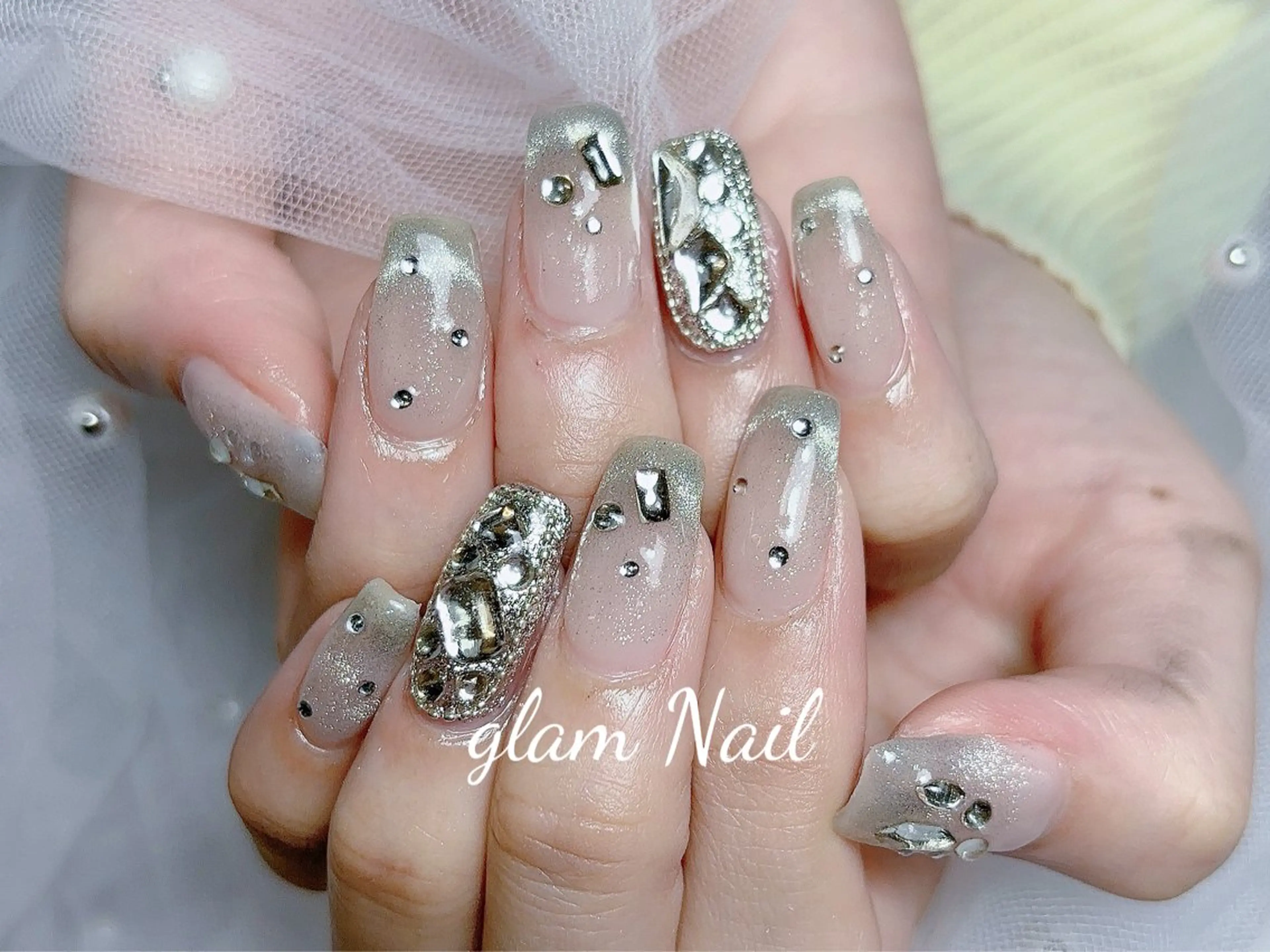 ネイル ハンドネイル エツメ💅 長さだし🎀デザインのネイルデザイン