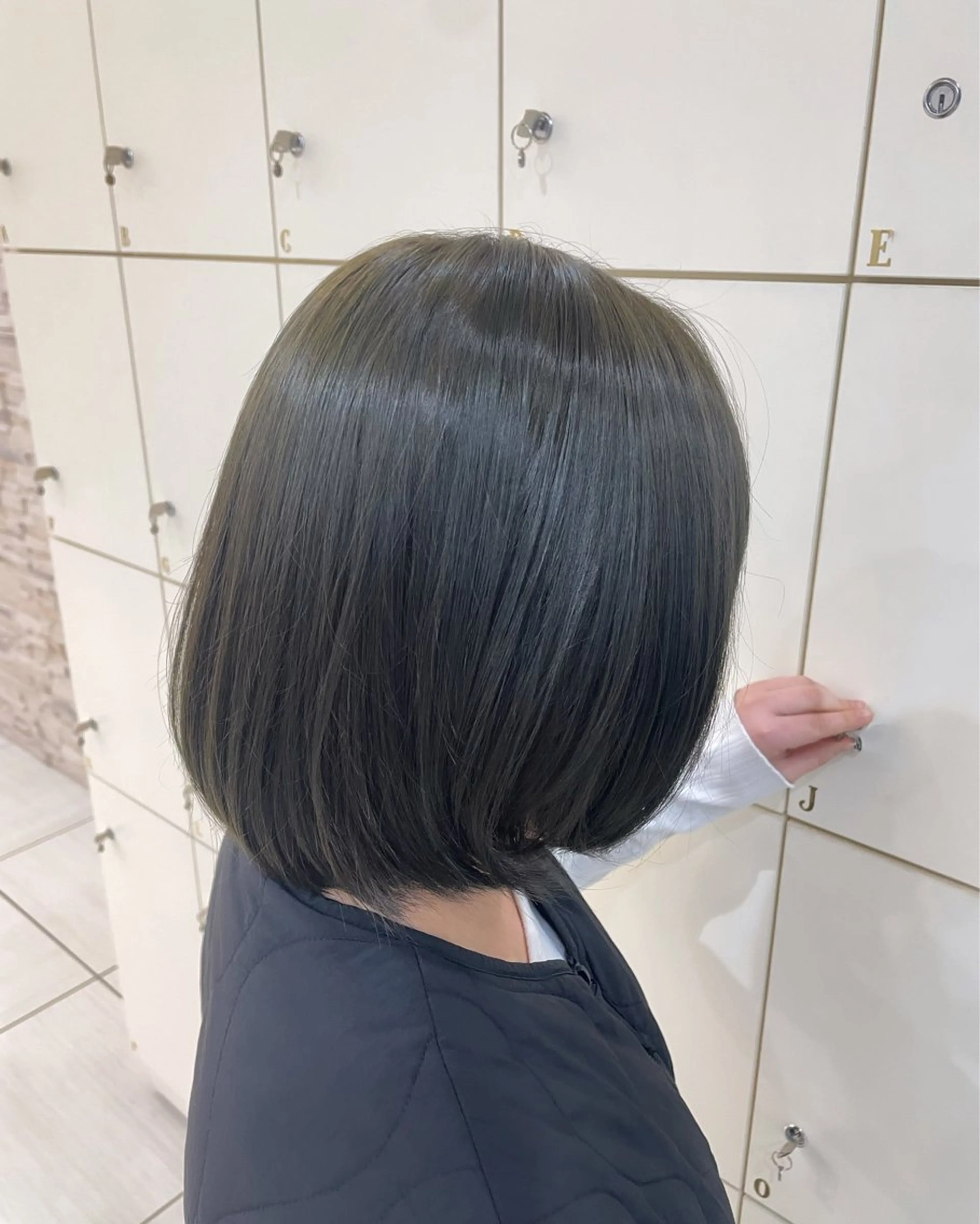 ショート カラー ブリーチ イルミナカラー オリーブカラー 伸ばしかけ 髪質改善 カット ヘアカラー トリートメント 田野倉NEXT店 美髪ニストのヘアスタイル