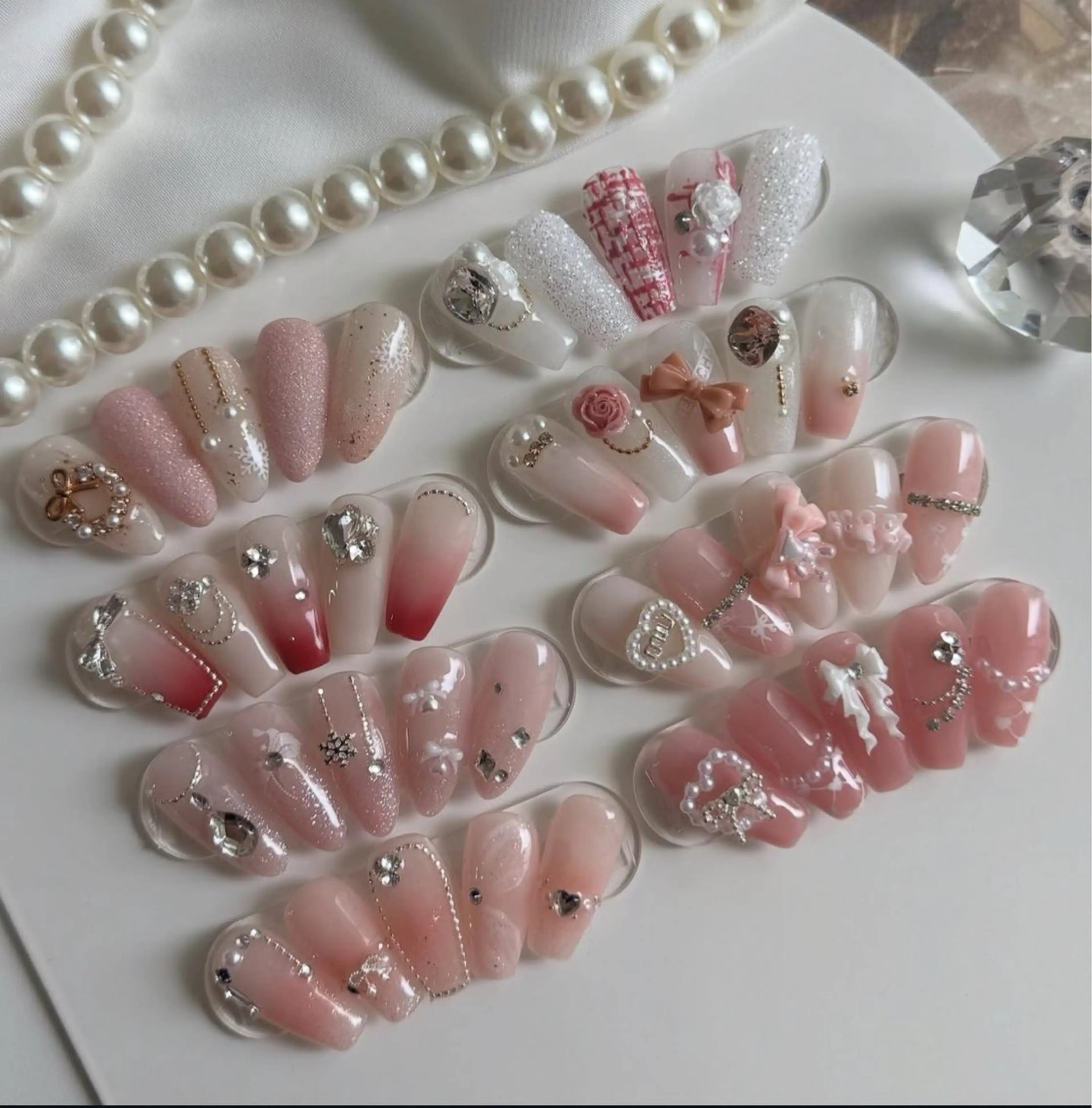 ネイル ハンドネイル ハンドケア Nova Nail Nambaのネイルデザイン