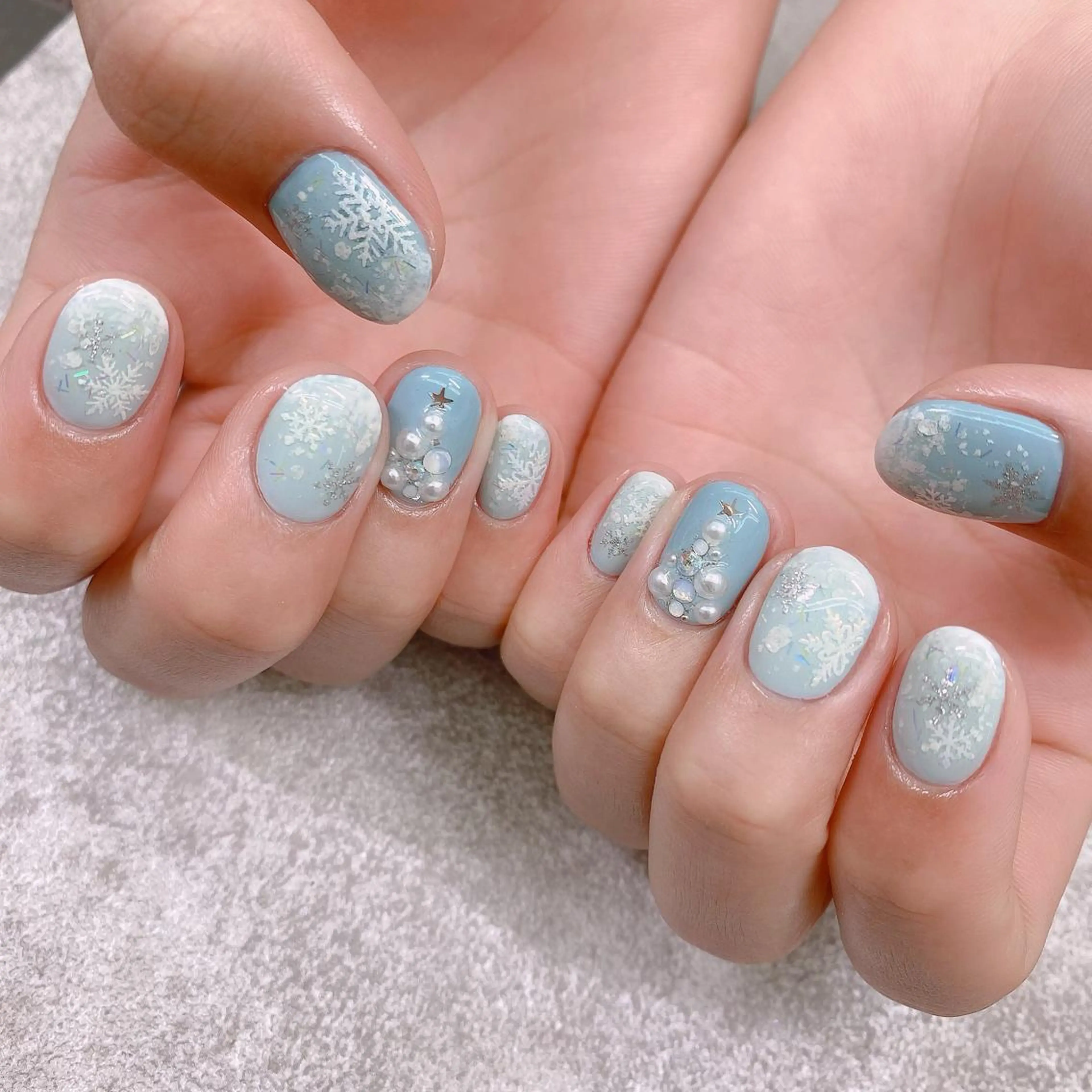 ネイル ハンドネイル フットネイル ナナイチゼロ I.Naoのネイルデザイン