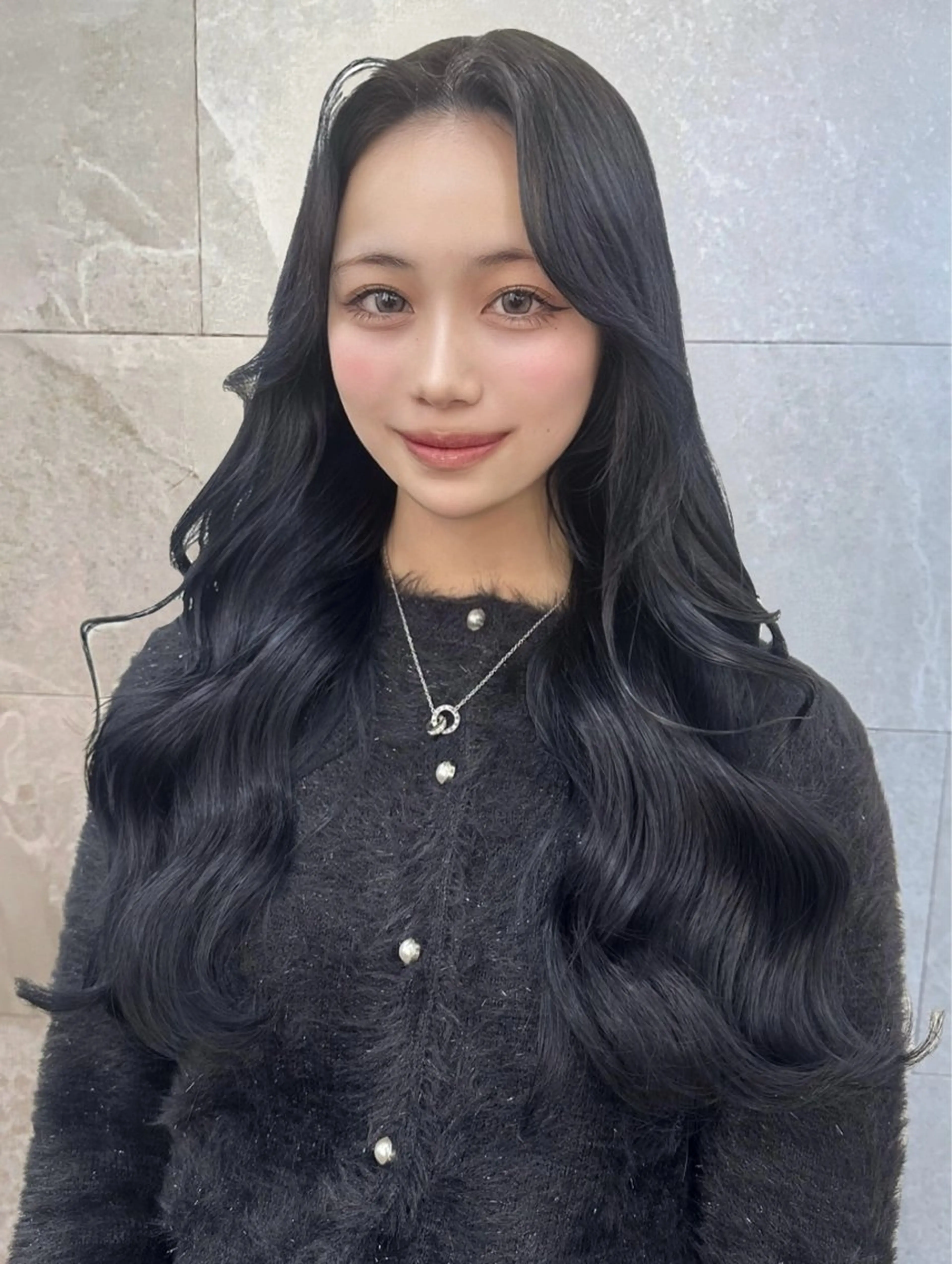 ロング カラー ベージュカラー ブリーチ ブラウンカラー ケアブリーチ ダークグレー 🦋高瀬寛菜🦋 韓国/ブリーチのヘアスタイル