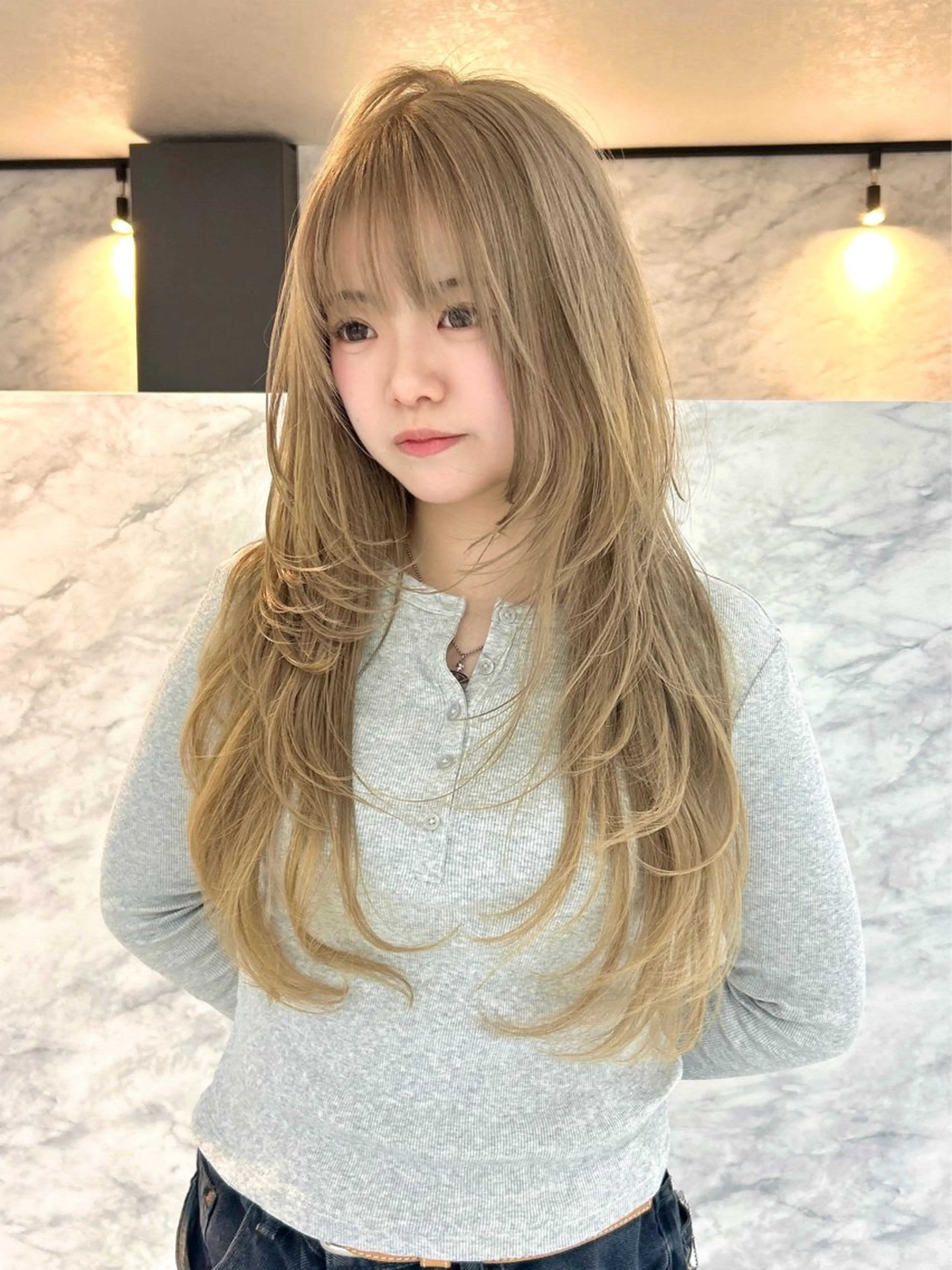 【🎀圧倒的ダメージレスでハイトーン🎀】 ケアブリーチ2回+カラー+艶々トリートメントの写真