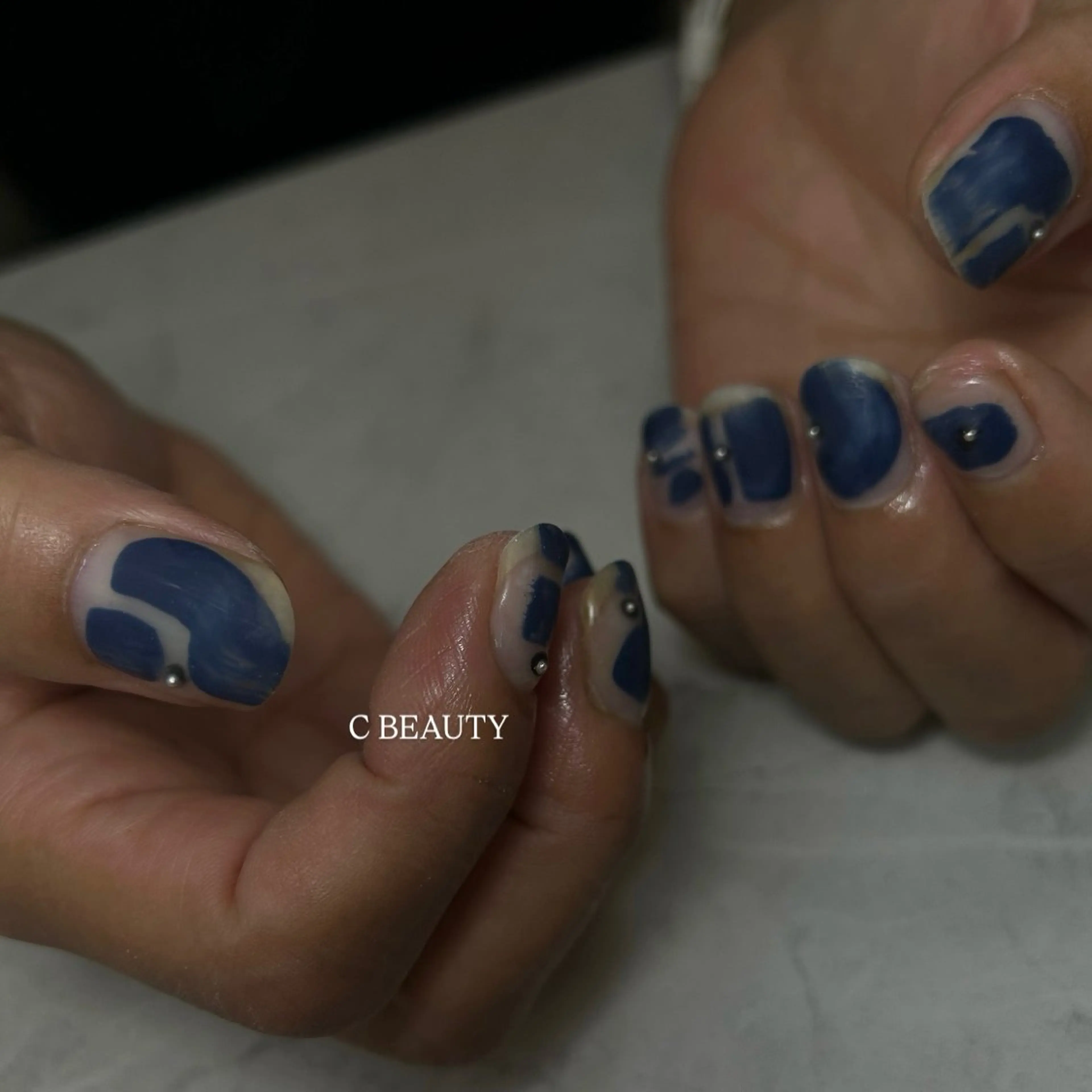 ネイル シンプルネイル C BEAUTY／ KAEDEのネイルデザイン