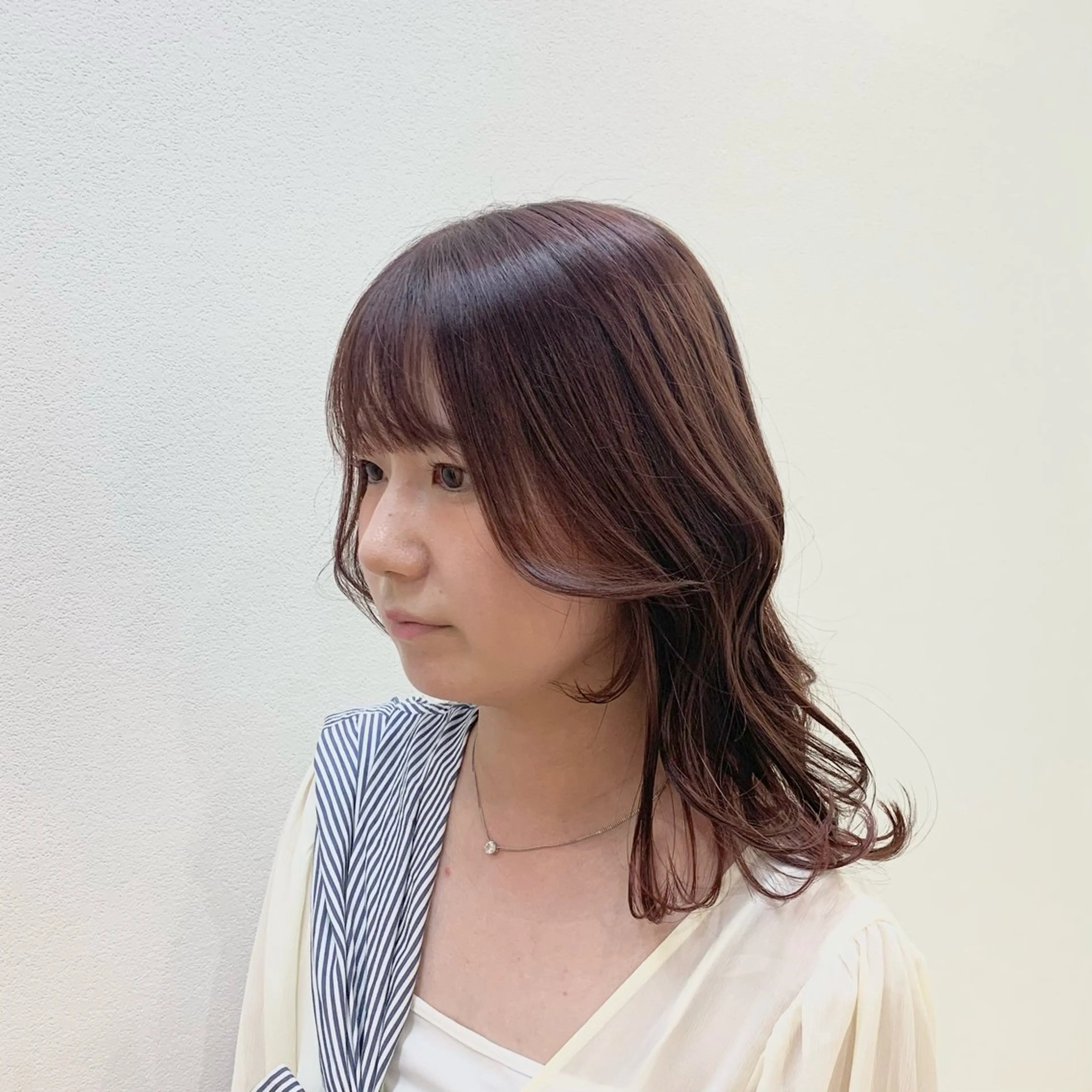 ミディアム カラー ヘアアレンジ キヨミ 韓国レイヤーカットのヘアスタイル