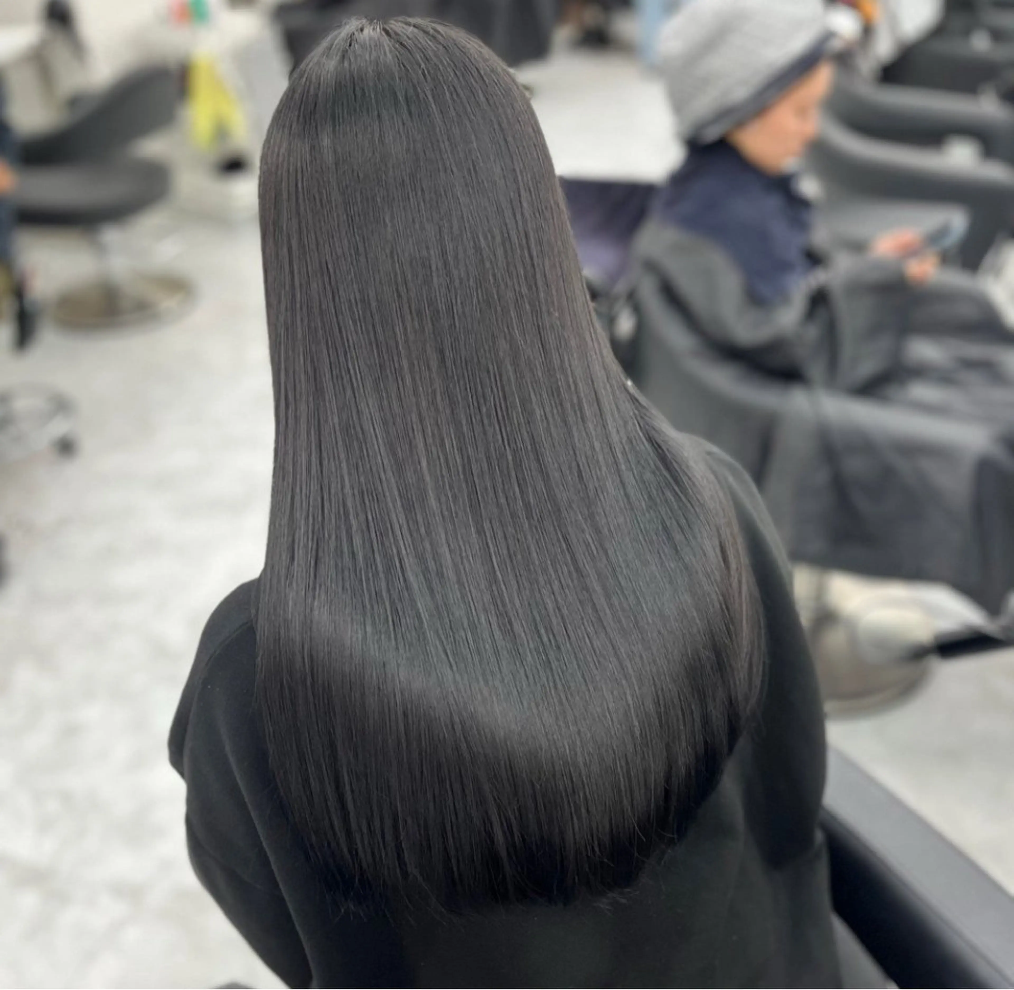 ロング カット 縮毛矯正 トリートメント 韓国ヘア/ブリーチ無 しWカラー/オリーブのヘアスタイル