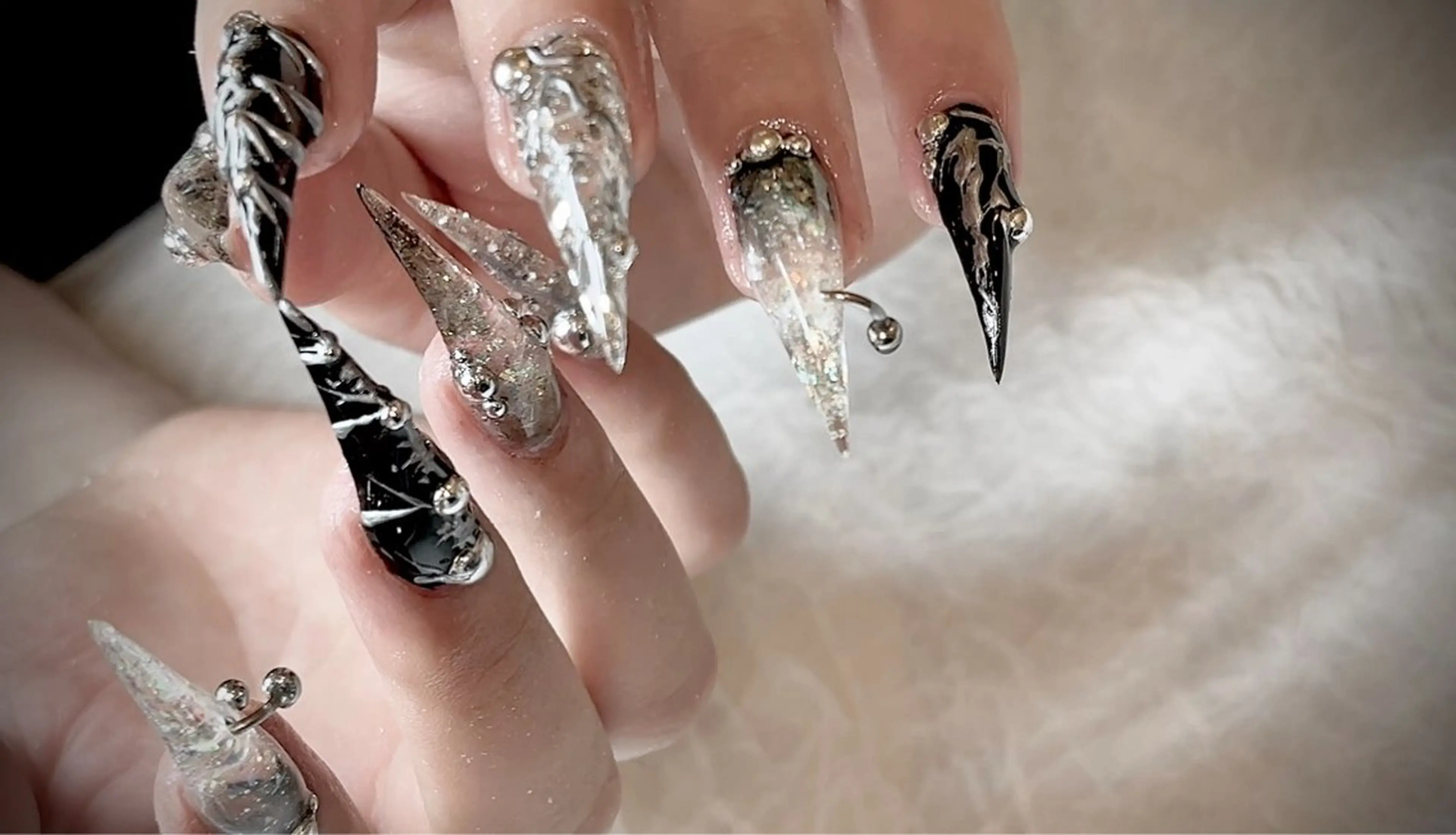 ネイル 🖤スカルプ専門店 新宿・MR🖤のネイルデザイン