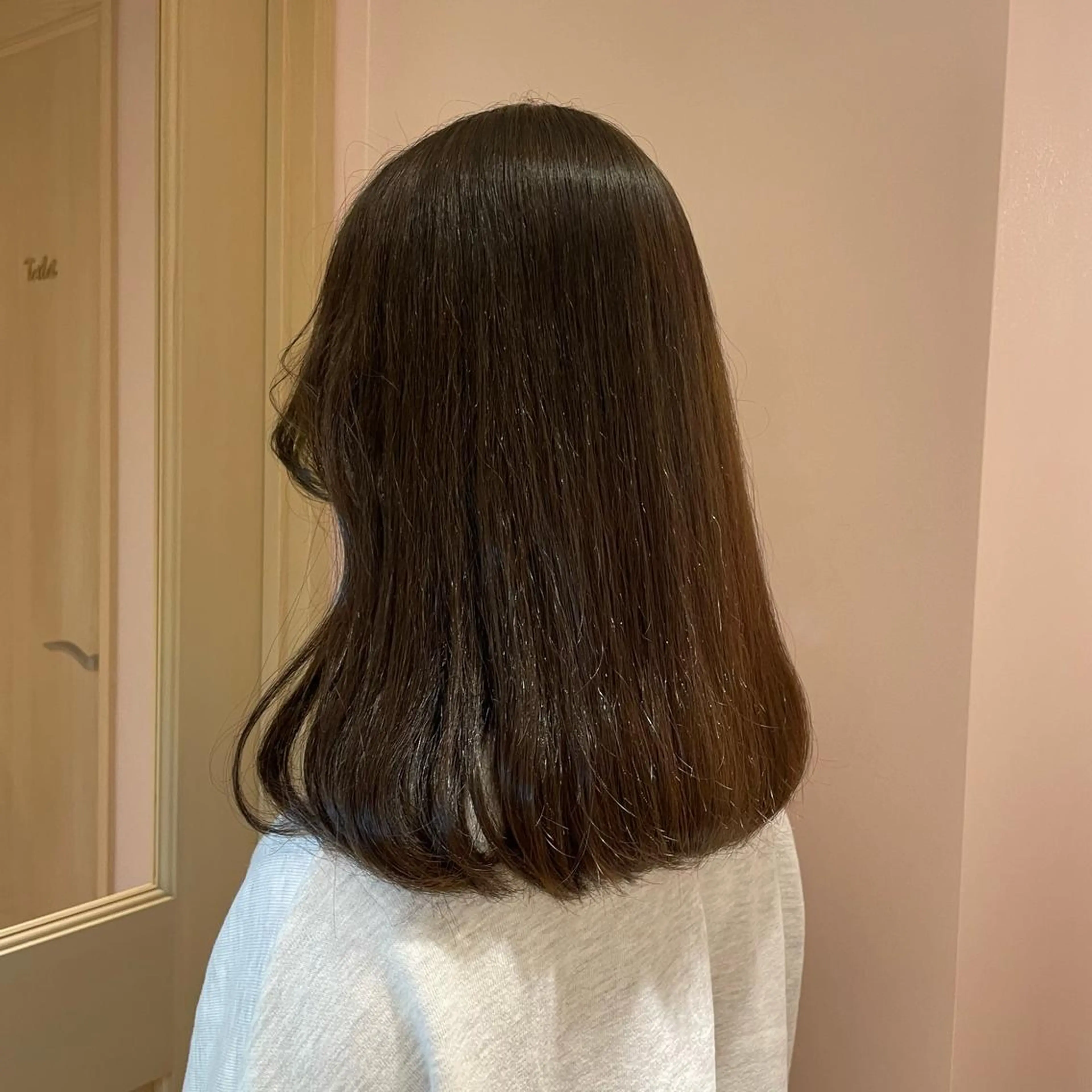 ミディアム カット ヘアカラー トリートメント ヘッドスパ マホ/日吉/髪質改善 /レイヤー/ガーリーのヘアスタイル