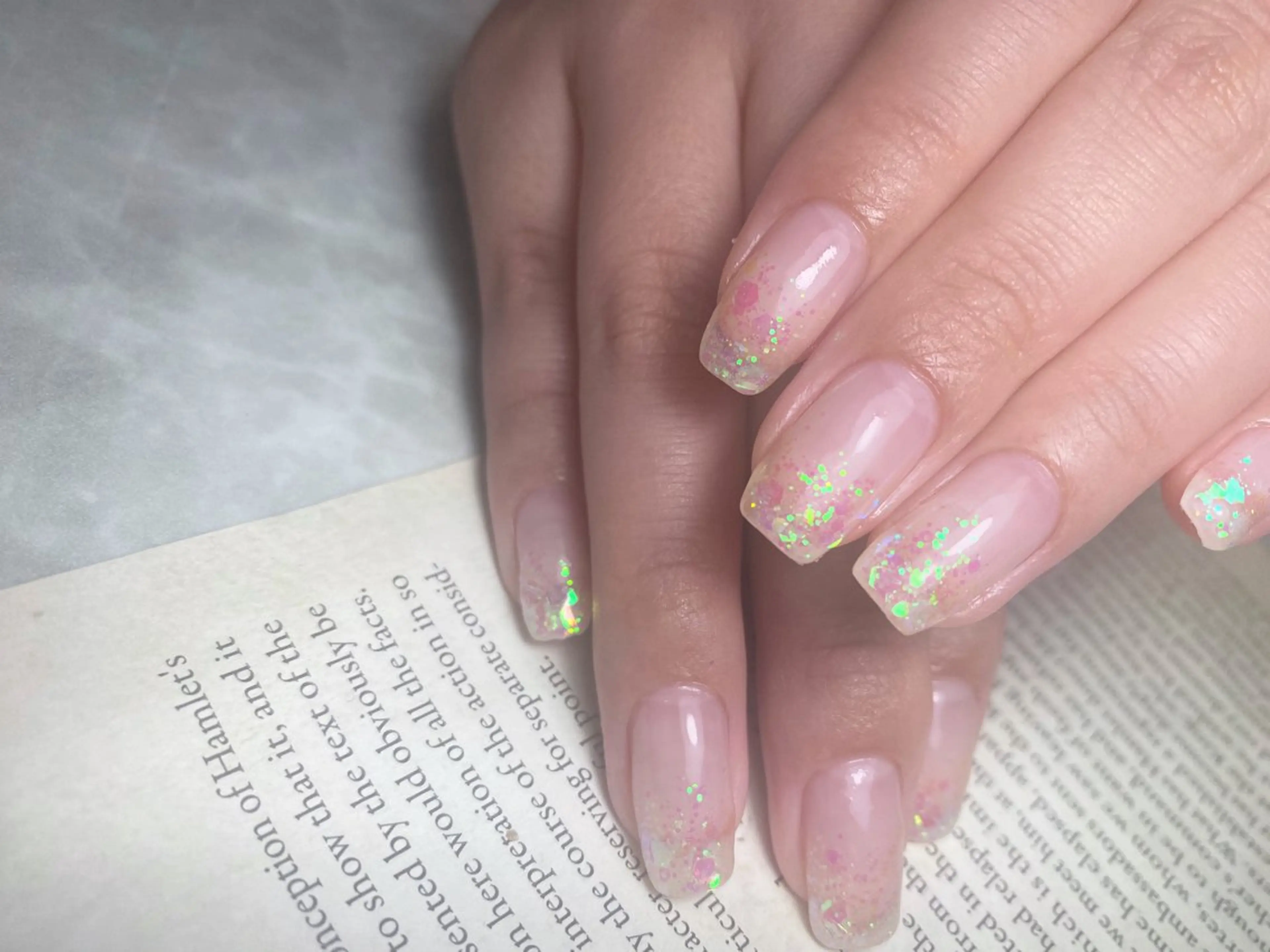 ネイル ラメ(グリッター) ハンドネイル 🌿Charme🌿 MAIのネイルデザイン