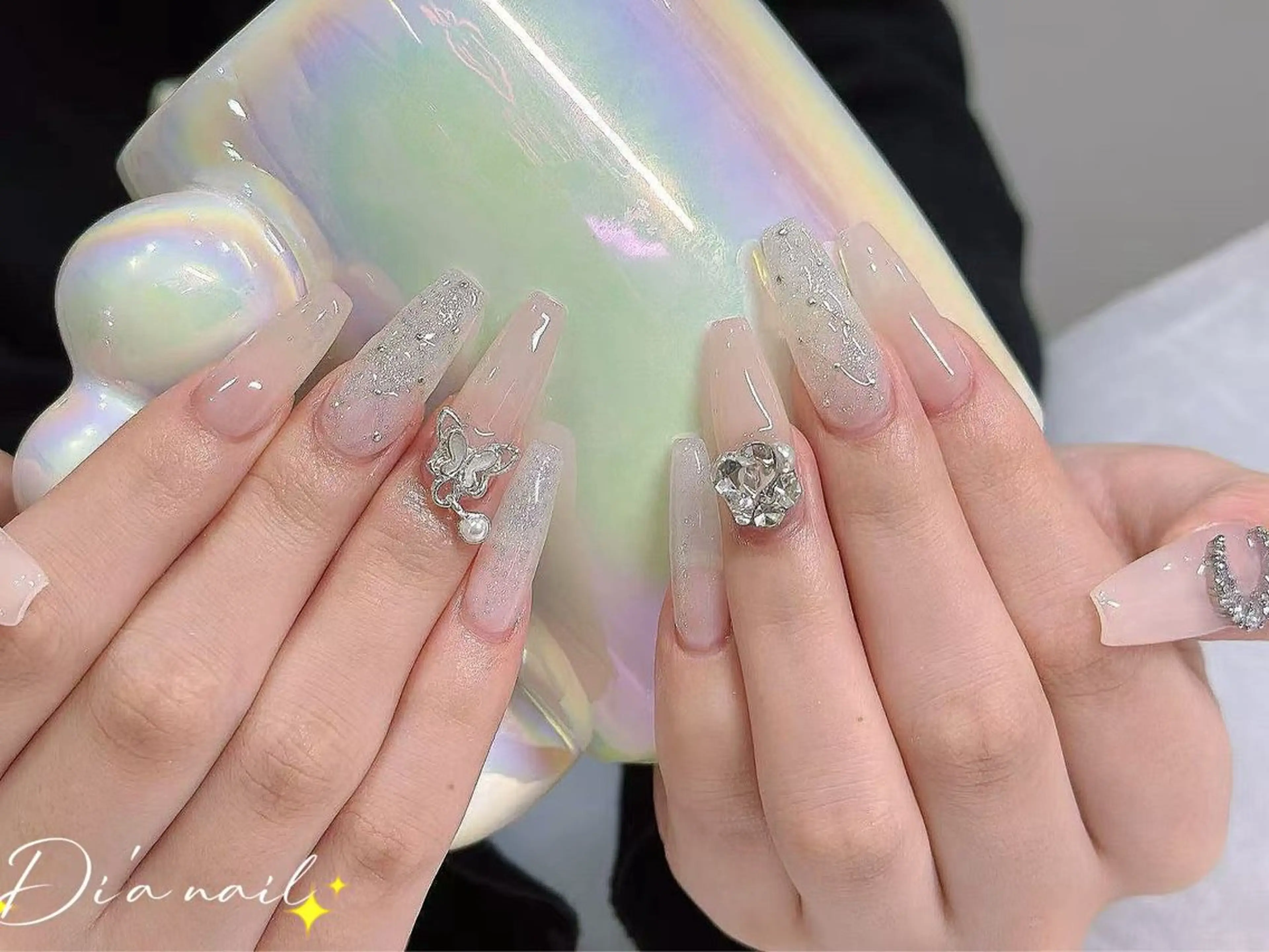 ネイル チークネイル ジェルネイル グラデーション マグネットネイル ニュアンスネイル Di'a nail ネイルサロンのネイルデザイン