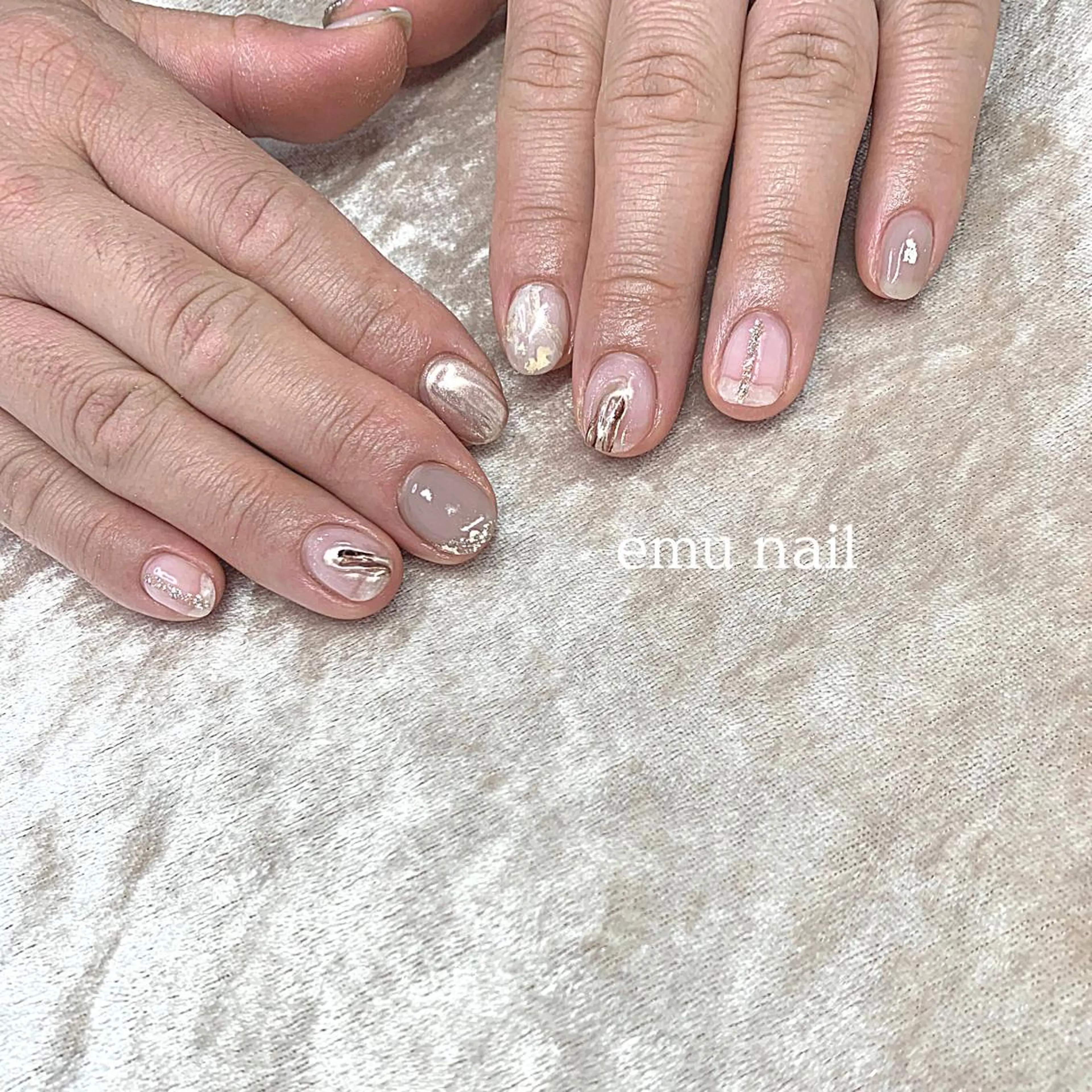 ネイル ニュアンスネイル ショートネイル emu nailのネイルデザイン