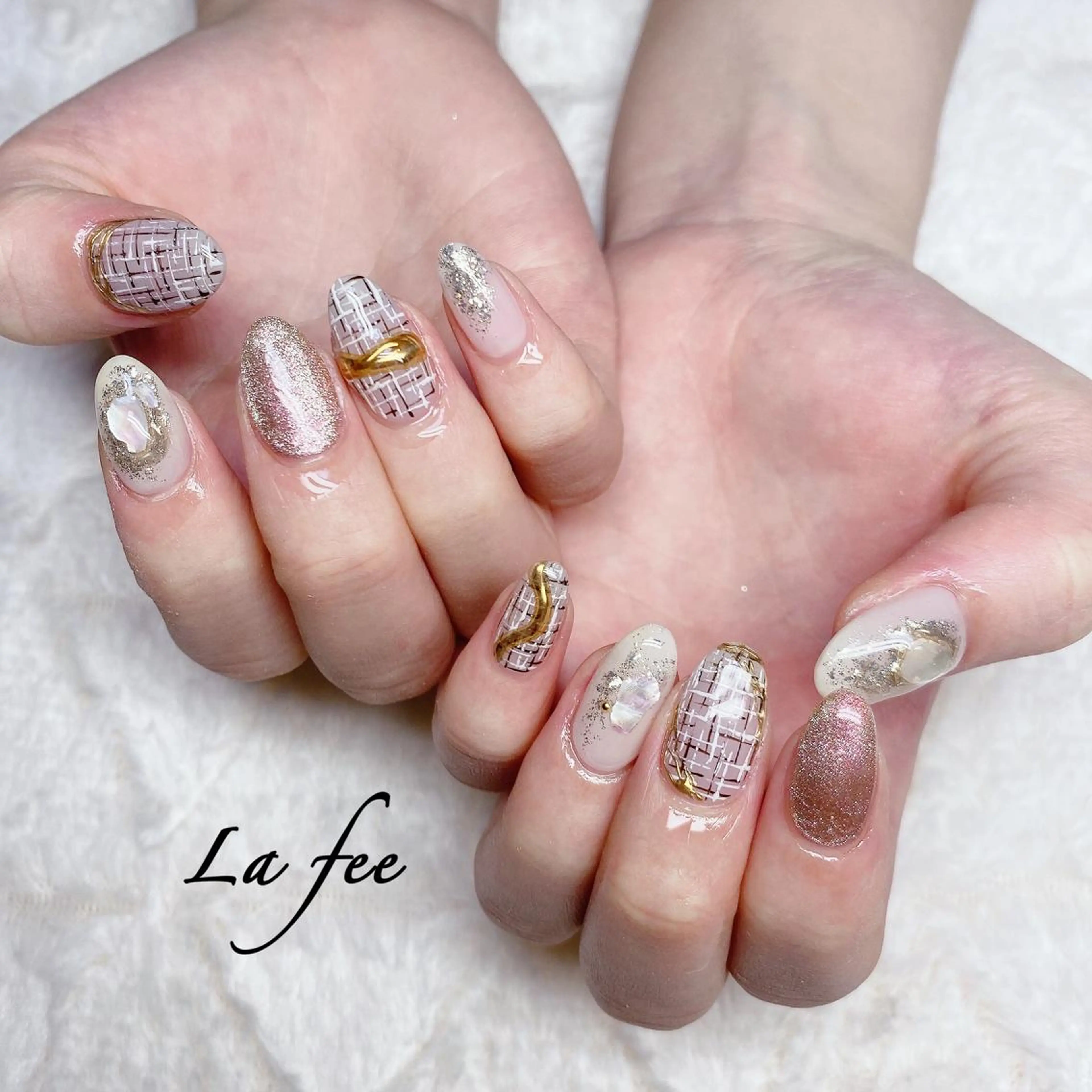 カラー ネイル ハンドネイル ハンドケア La feeのネイルデザイン