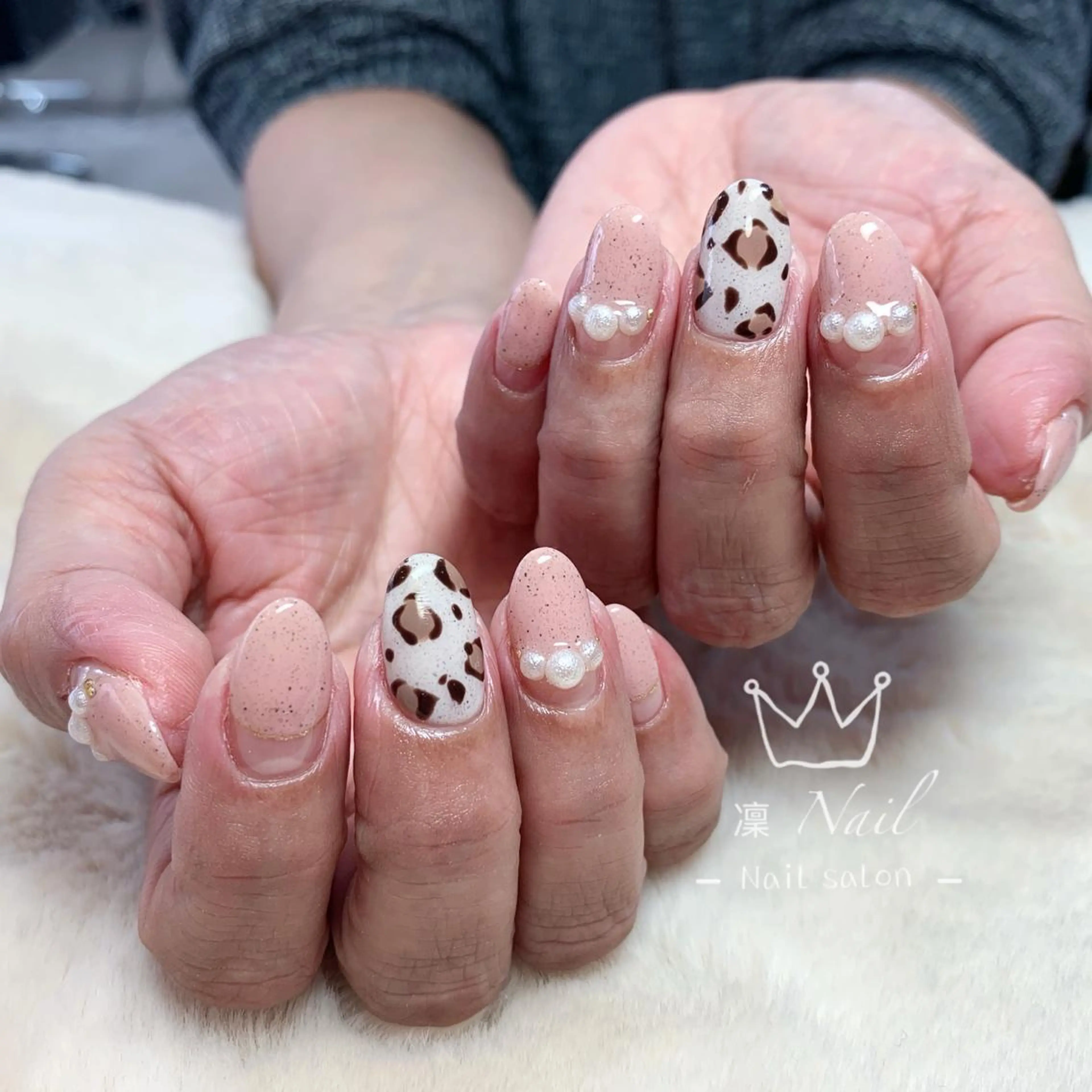 ショート カラー ネイル Le’a NailSalonのネイルデザイン
