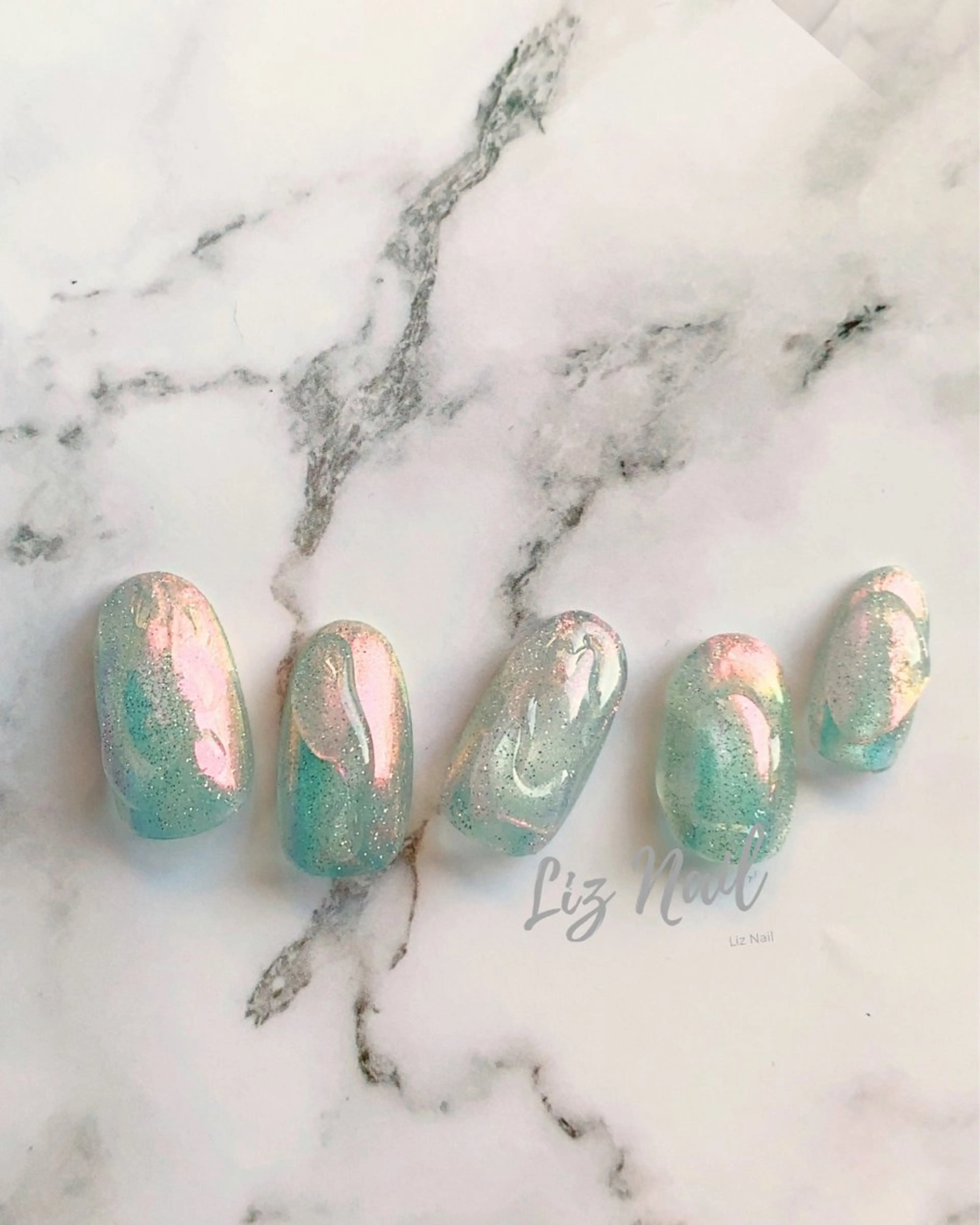 ネイル キラキラネイル ネイリストR 吉祥寺のネイルデザイン