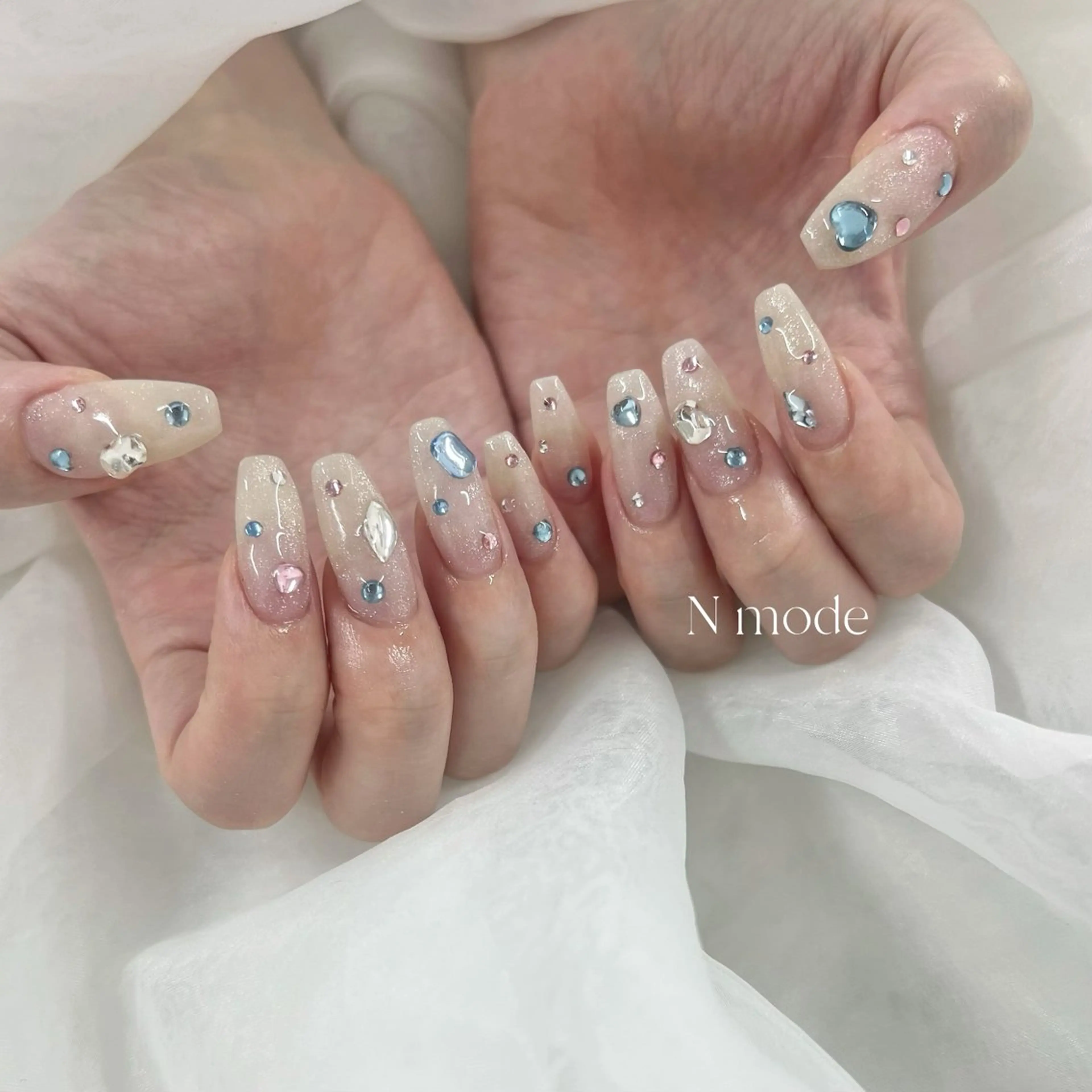 ネイル ハンドネイル NAIL 🎀 AIRIのネイルデザイン