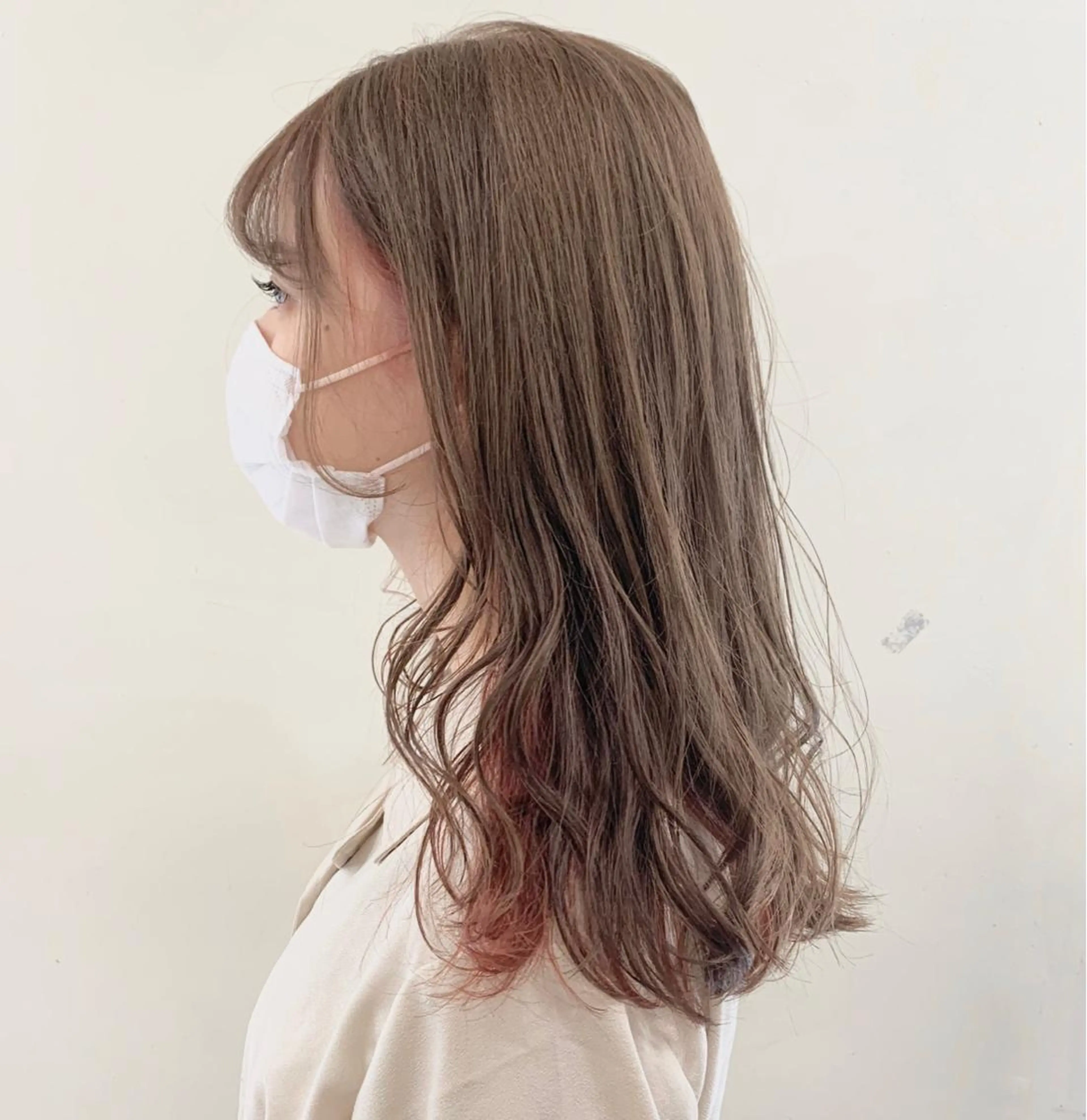 ロング ヘアカラー アマノ カツヤのヘアスタイル