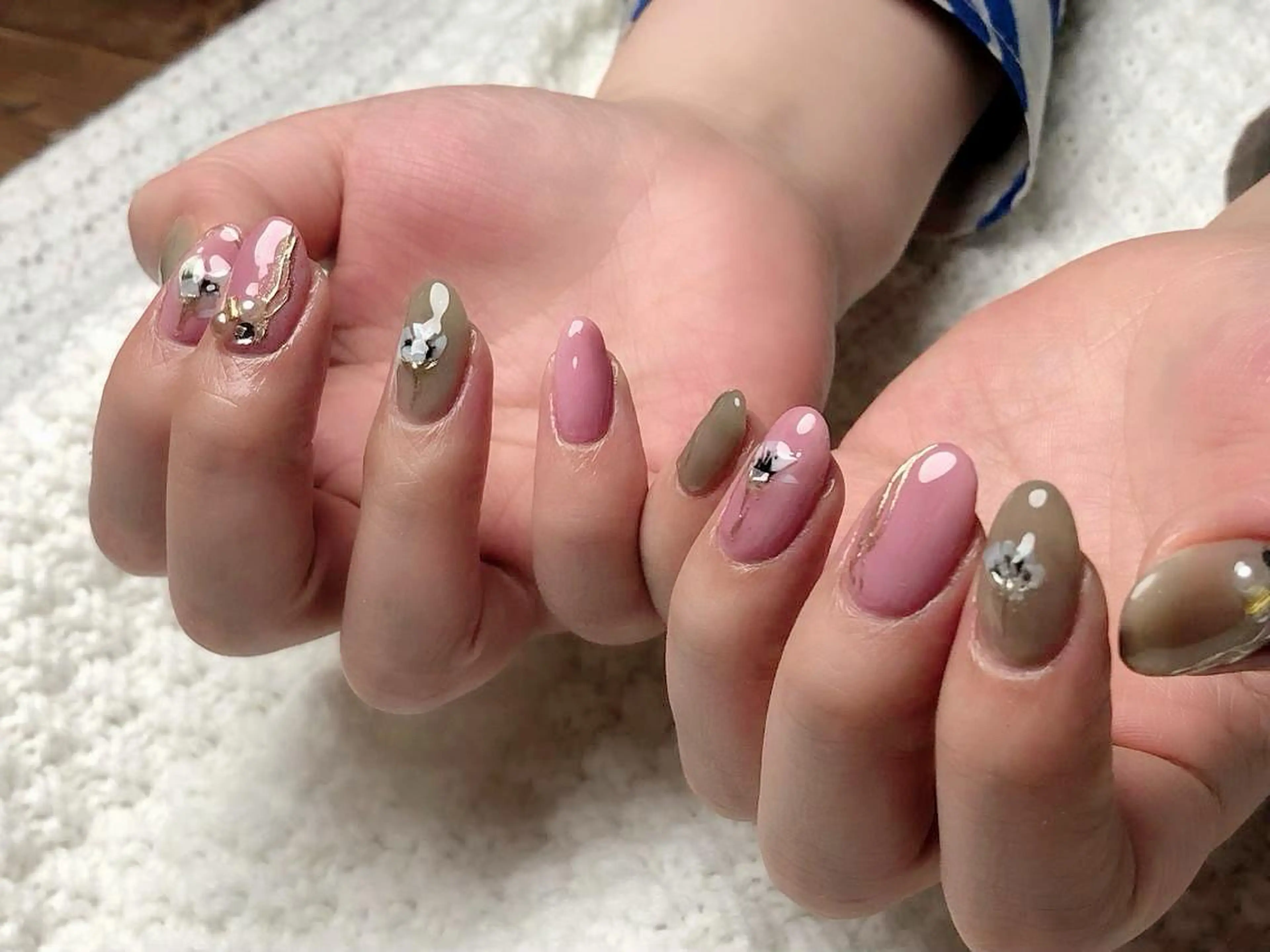 ネイル 新山 聖のネイルデザイン