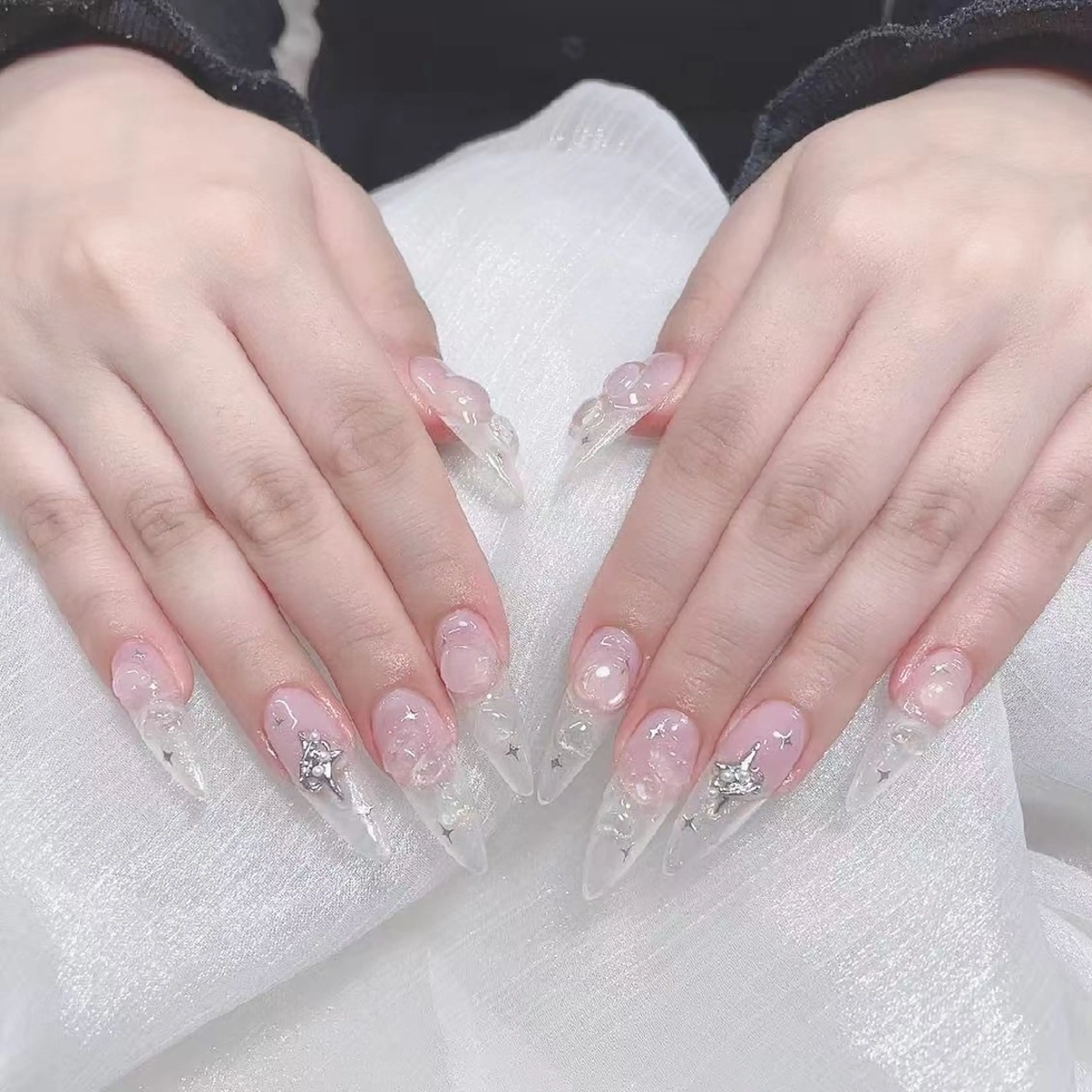 ネイル ENsalon AKIRAのネイルデザイン