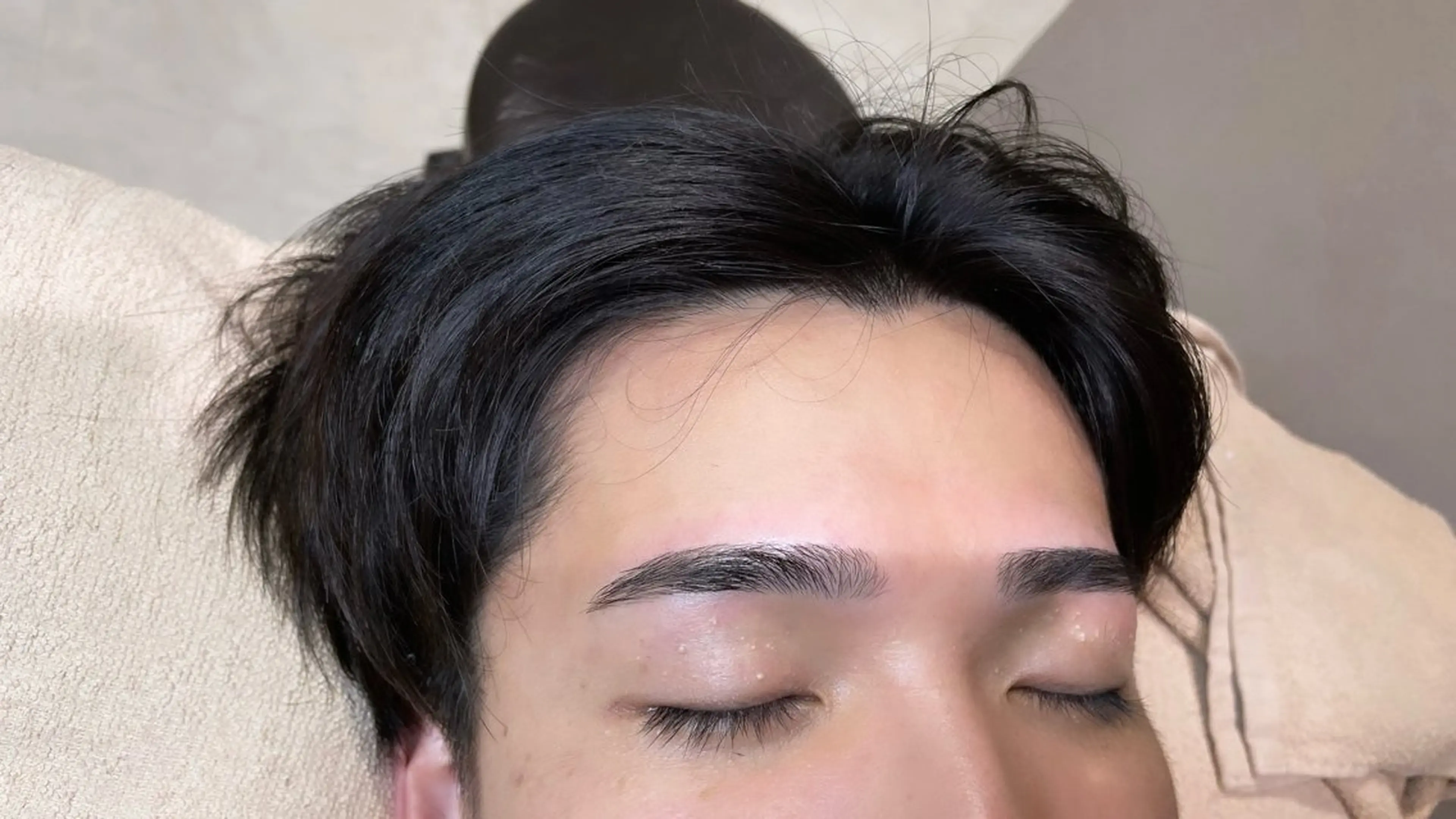 アイブロウ メンズアイブロウ 眉毛ワックス脱毛 momoe💞 銀座アイリストの眉毛・アイブロウイメージ