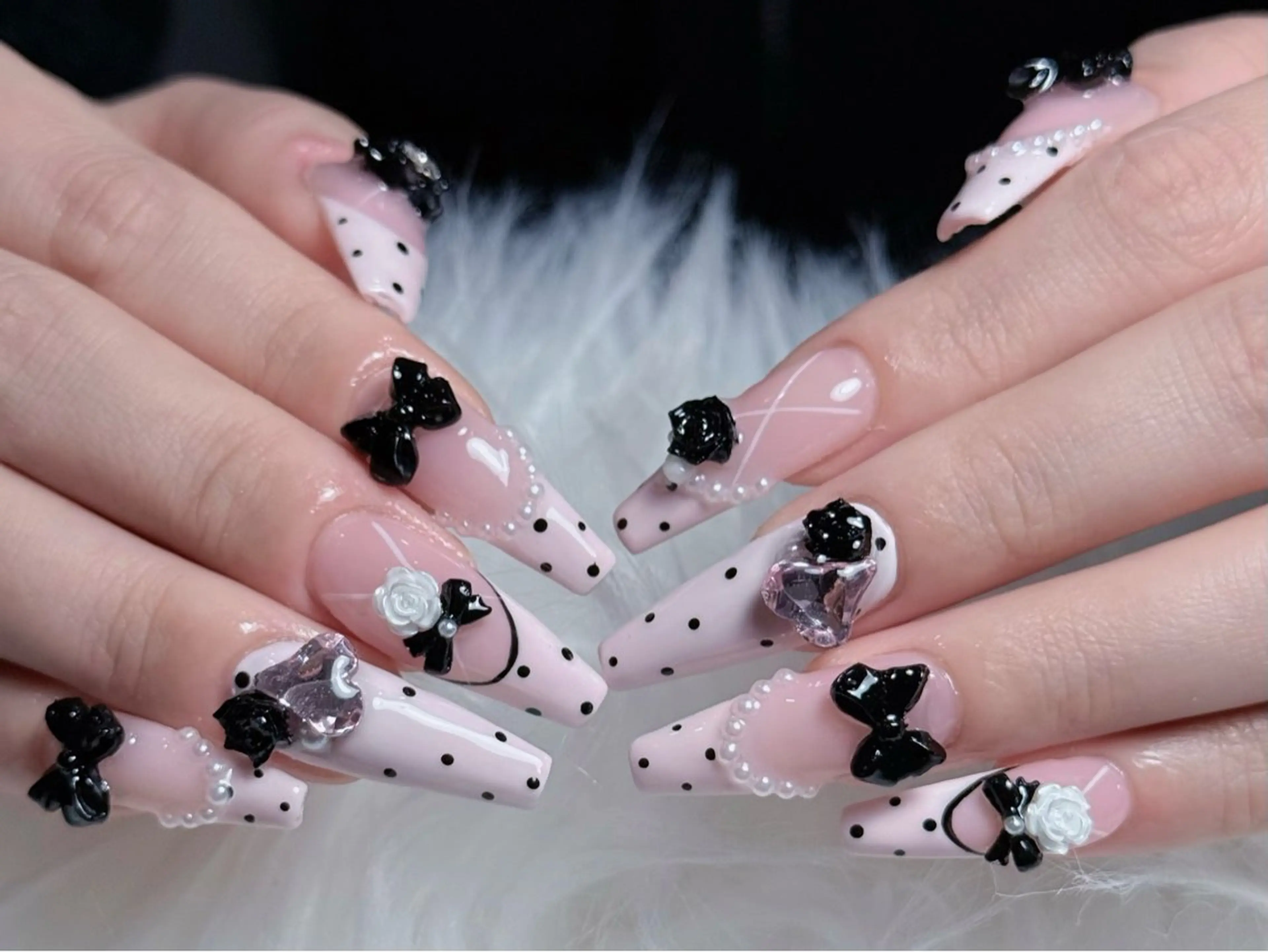 ネイル オーロラネイル 長さ出し フットネイル フレンチネイル ジェルネイル ハンドネイル Belle Nail Salonのネイルデザイン