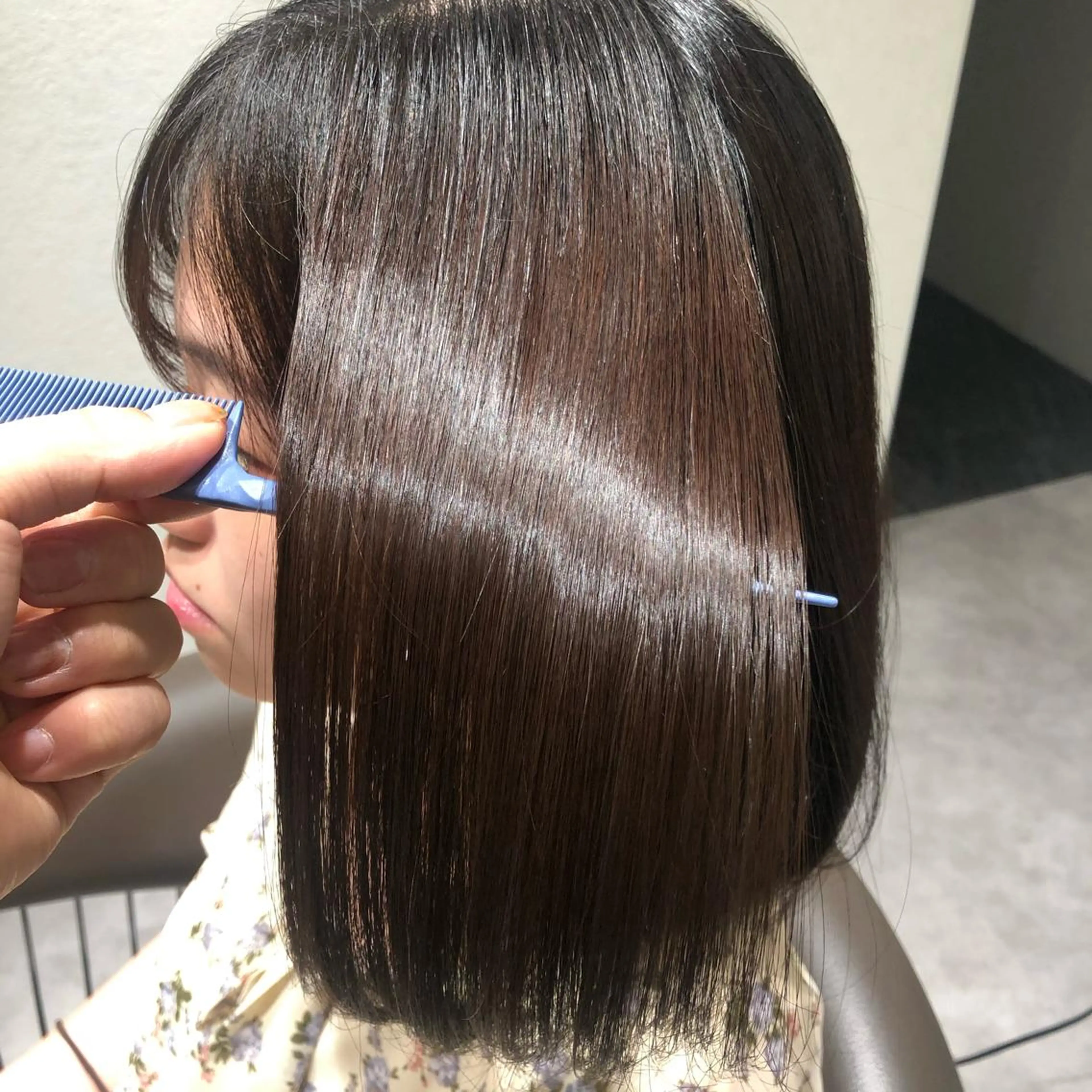 ミディアム ムトウセイマ/ 縮毛矯正/ブリーチのヘアスタイル