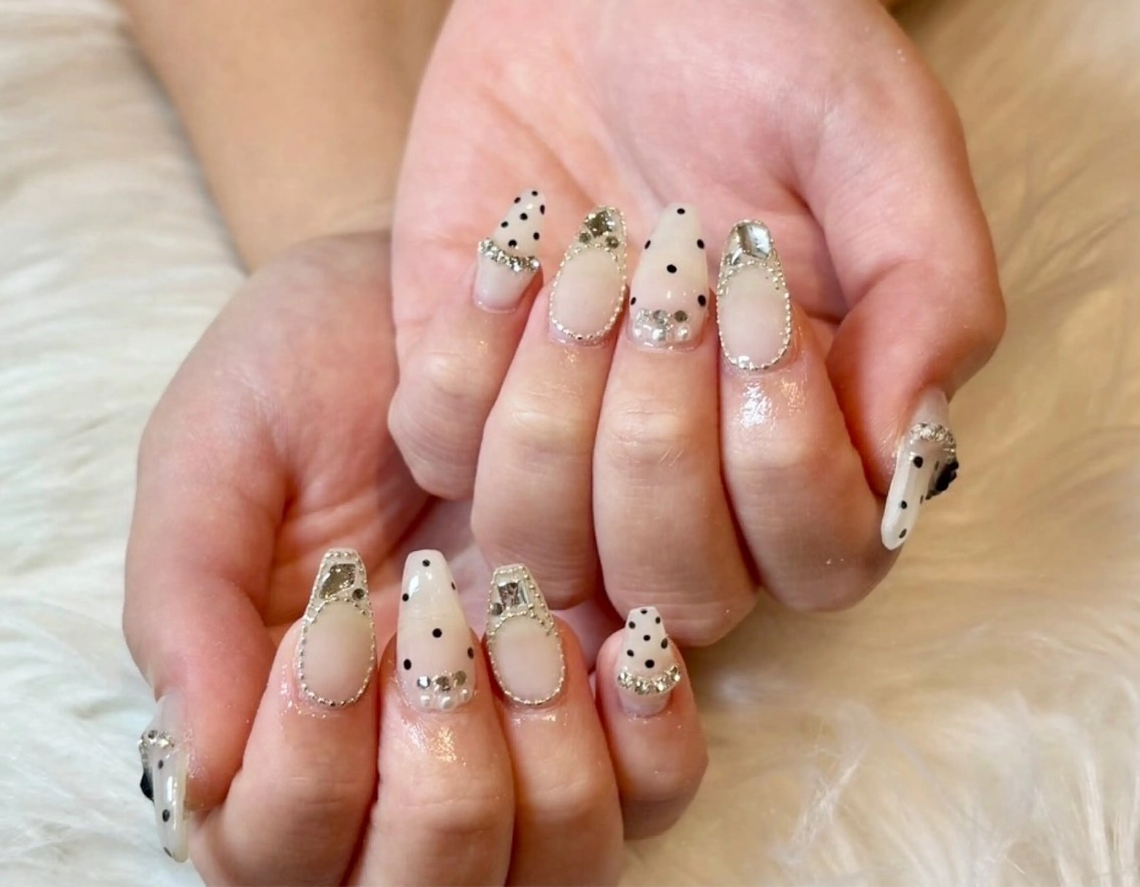 ネイル ハンドネイル nail salon oneness🎀のネイルデザイン