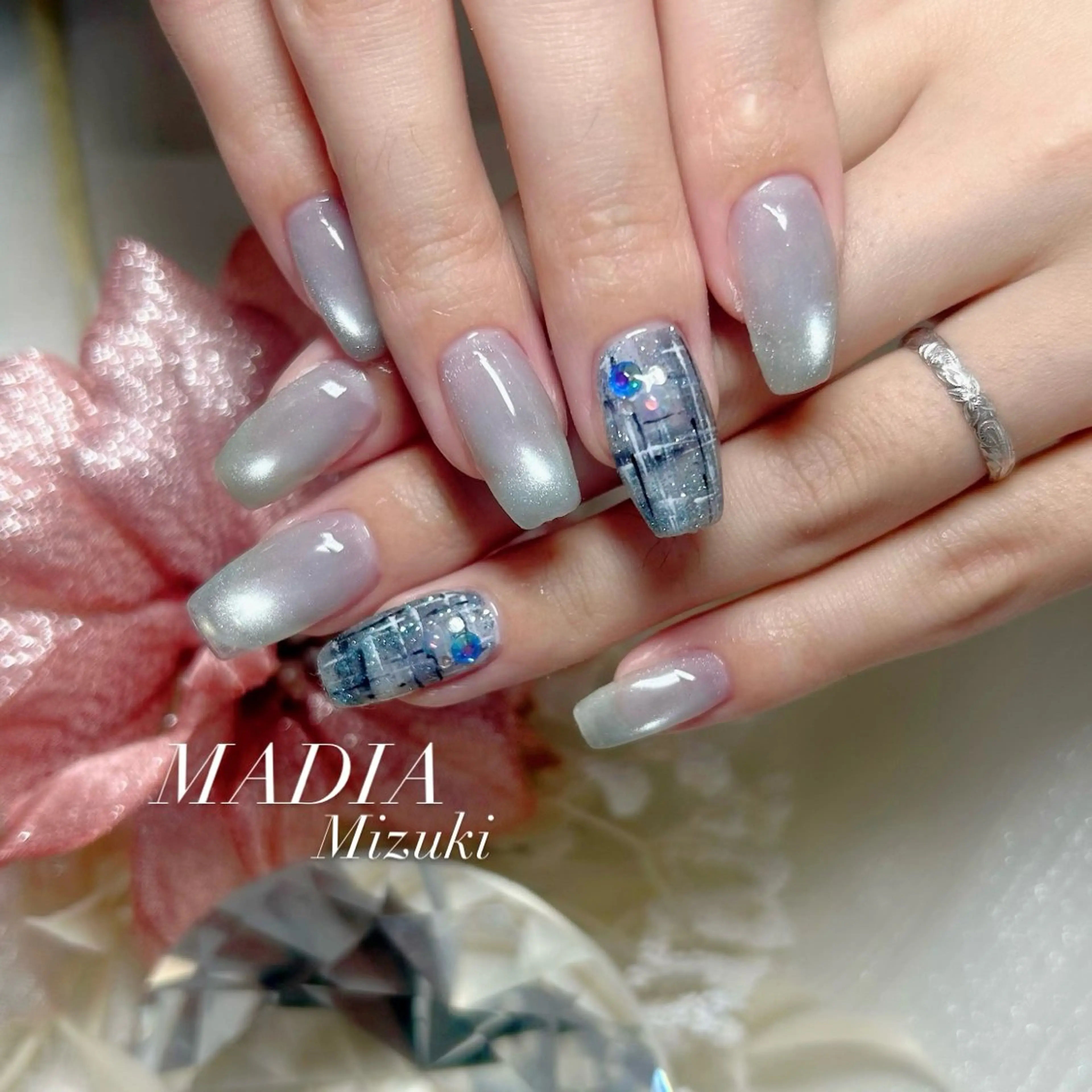 ネイル ジェルネイル Nailsalon MADIA所属・石塚 みずきのネイルデザイン