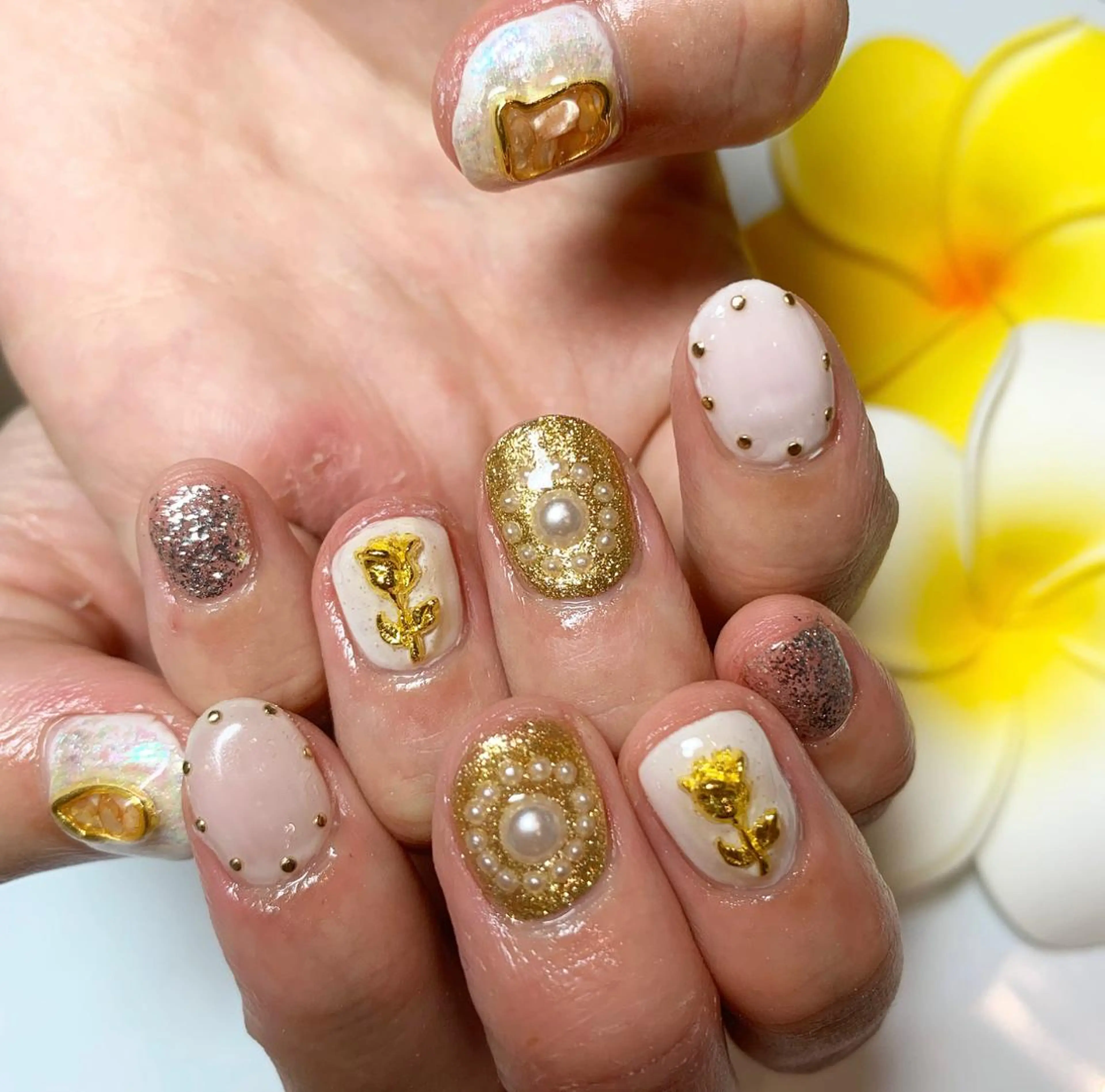 ネイル 駒月 明日香の眉毛・アイブロウイメージ