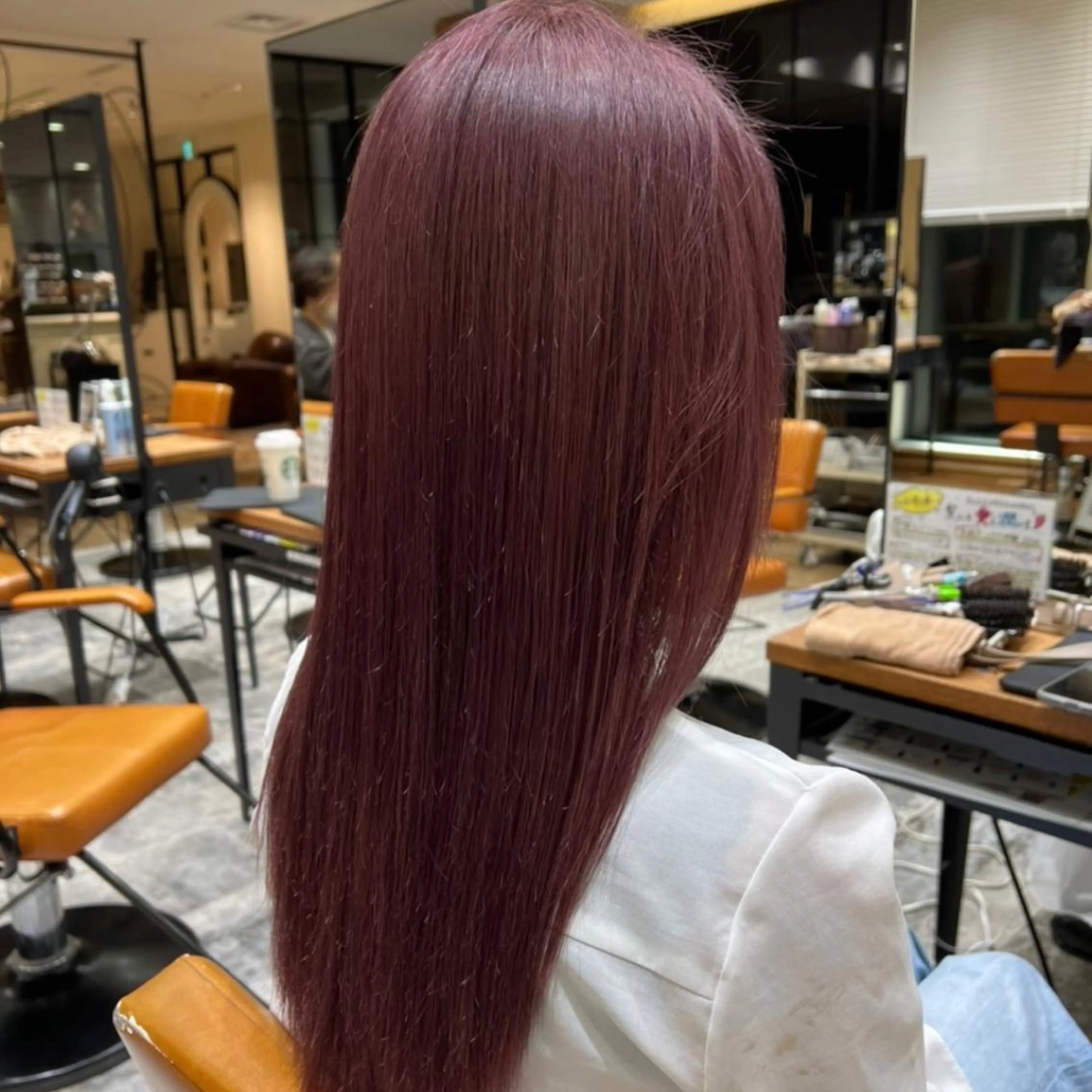 ロング カラー ヘアカラー トリートメント 💍新宿ショート 💍岩田莉奈のヘアスタイル